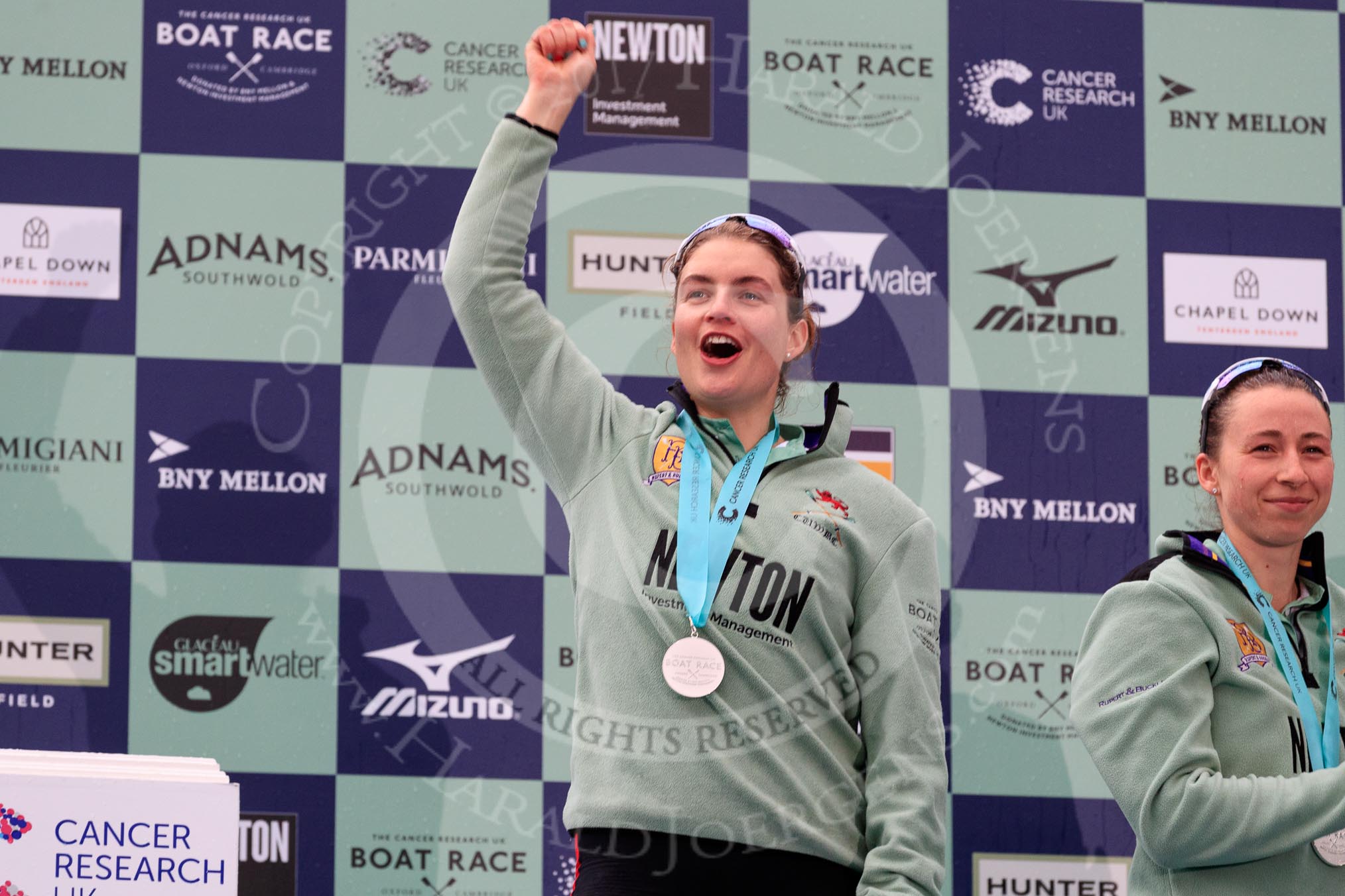 The Cancer Research UK Women's Boat Race 2018: Th eright pose for the Cambridge Women;s Boat Race victory by Myriam Goudet-Boukhatmi. on the right Olivia Coffey.
River Thames between Putney Bridge and Mortlake,
London SW15,

United Kingdom,
on 24 March 2018 at 17:10, image #301