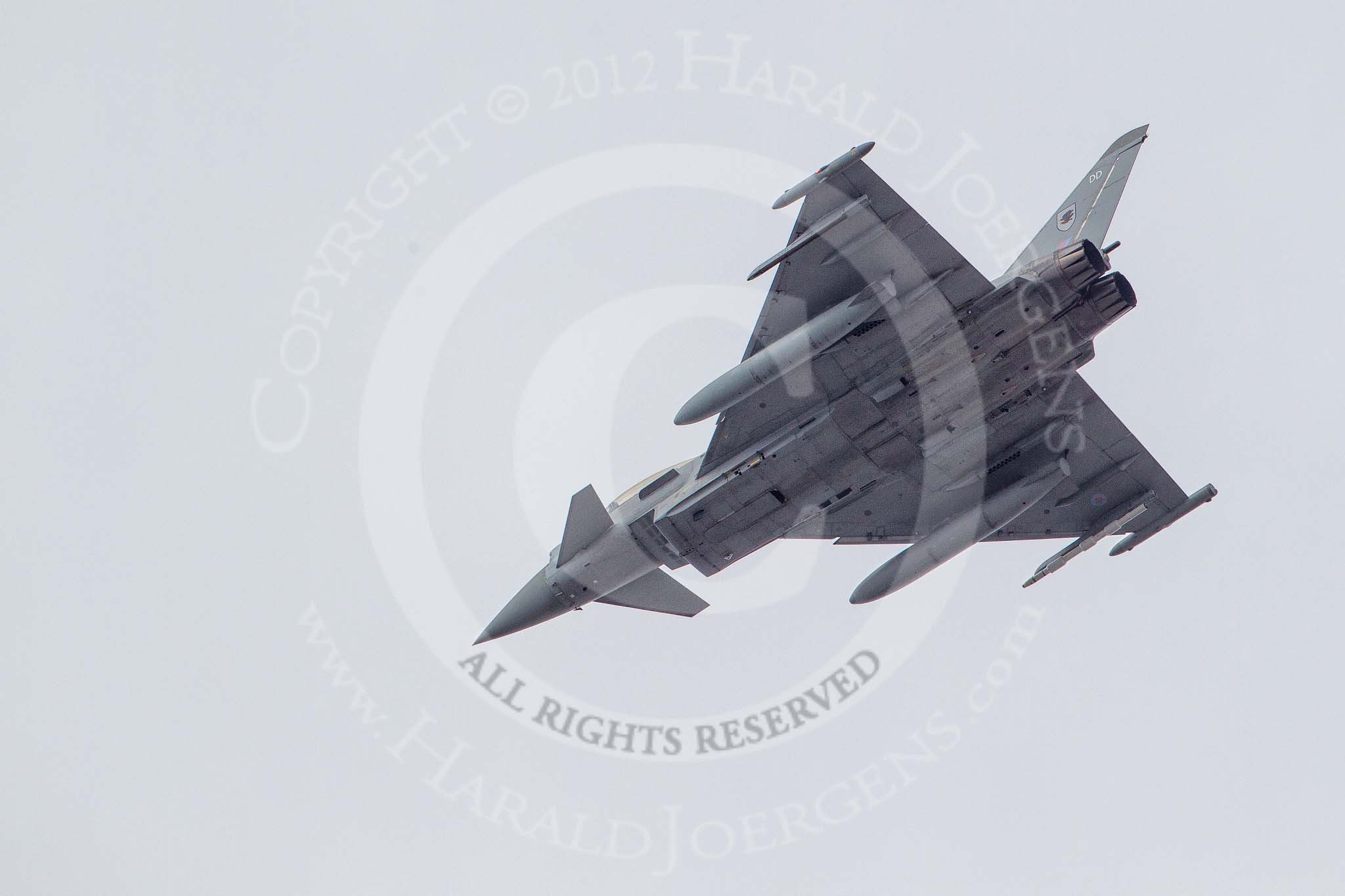Trooping the Colour 2012: The Flypast: One of the two Eurofighter Typhoon FGR4, here ZJ924..
Horse Guards Parade, Westminster,
London SW1,

United Kingdom,
on 16 June 2012 at 13:01, image #727