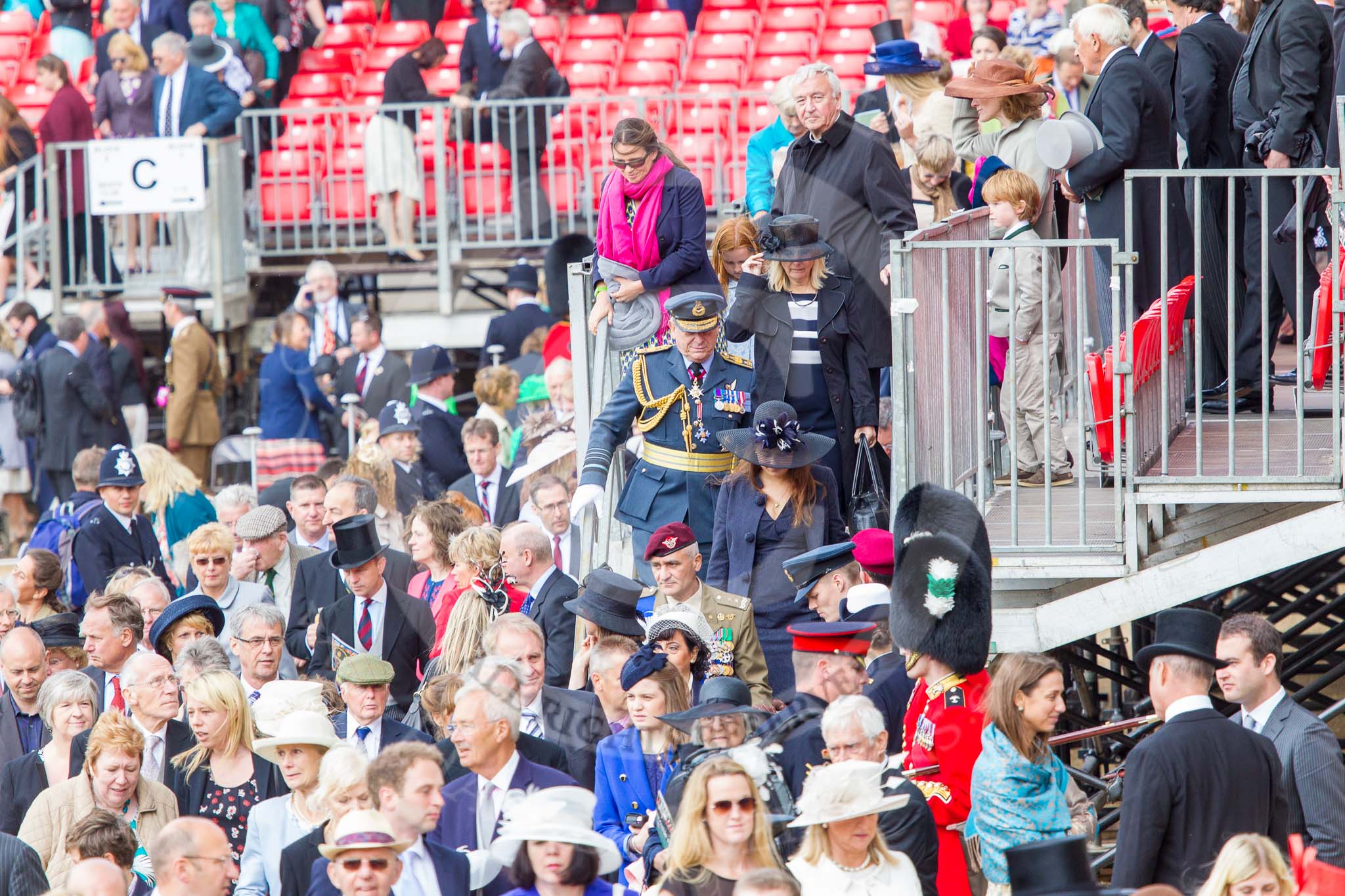 Trooping the Colour 2013 (spectators). Image #1093, 15 June 2013 12:20