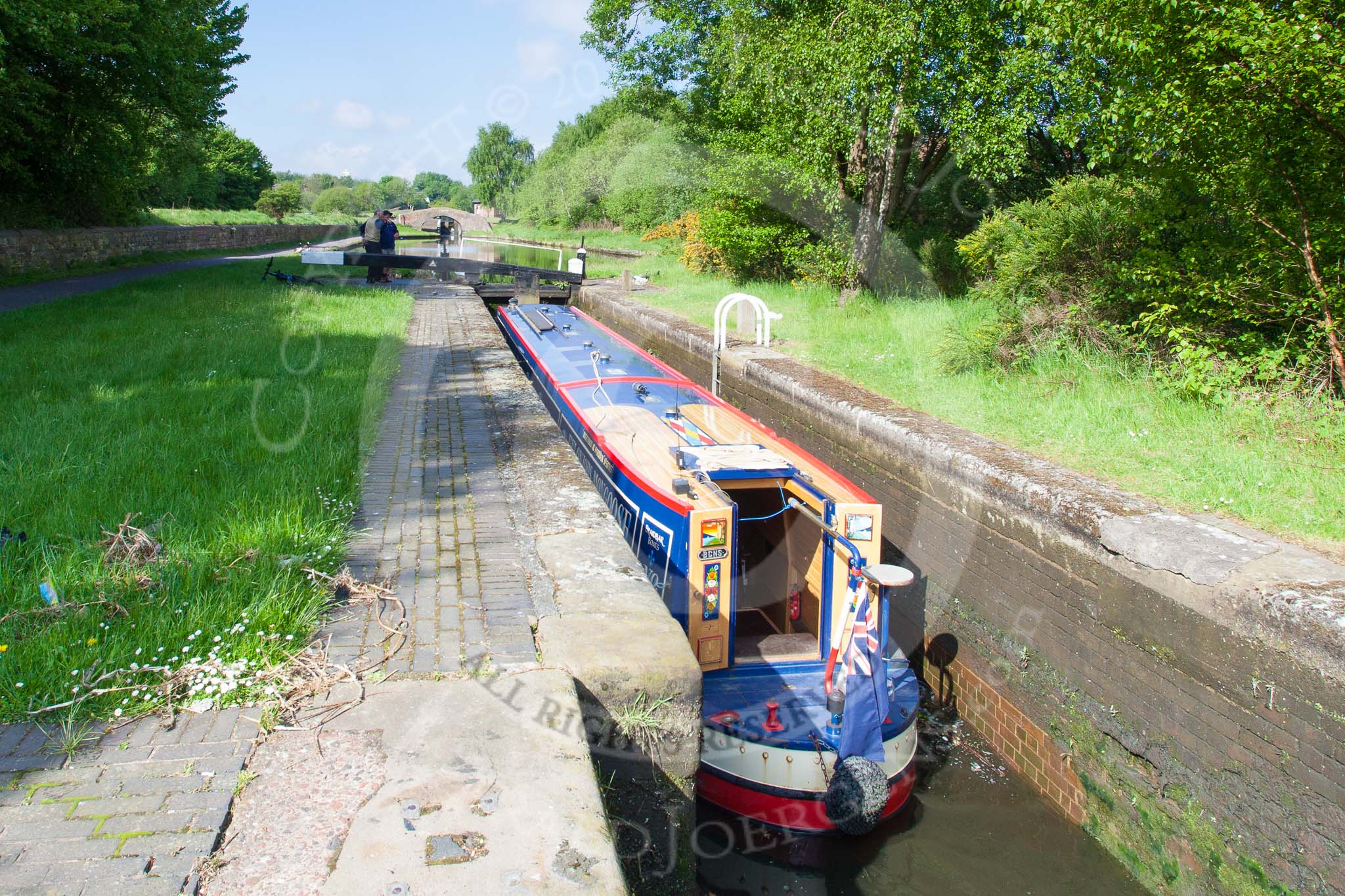 BCN Marathon Challenge 2013: Narrowboat "Felonious Mongoose" rising in Smethwick Lock No. 2..
Birmingham Canal Navigation,


United Kingdom,
on 25 May 2013 at 09:10, image #94