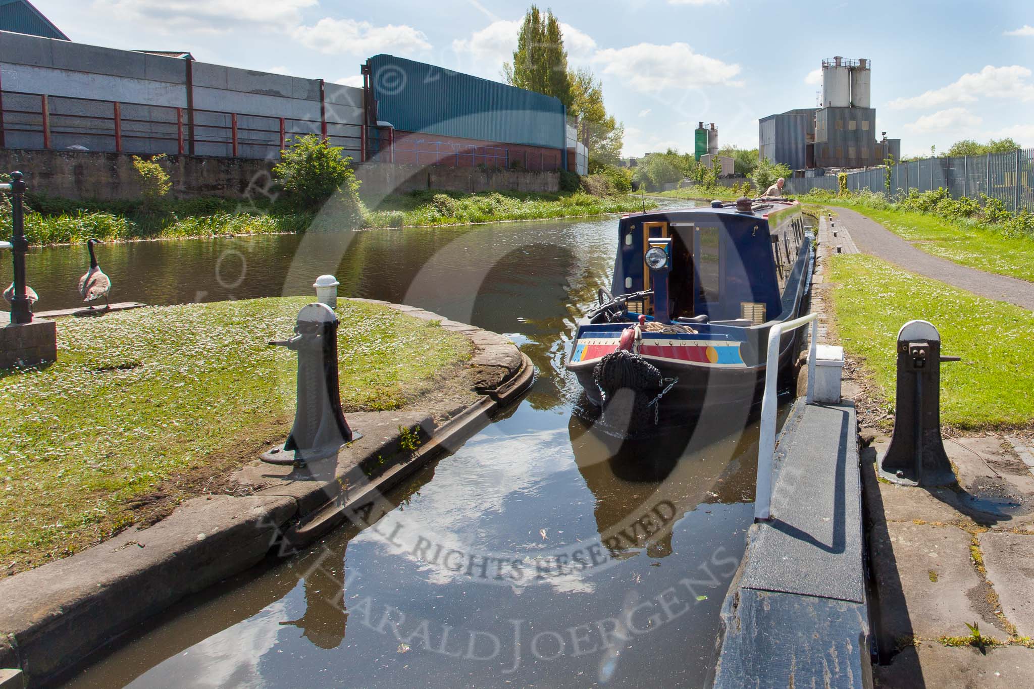 BCN Marathon Challenge 2013: NB "Felonious Mongoose" at Oldbury Top Lock on the Titford Canal, on the way back from from Titford Pools to the BCN Old Main Line..
Birmingham Canal Navigation,


United Kingdom,
on 25 May 2013 at 11:42, image #164