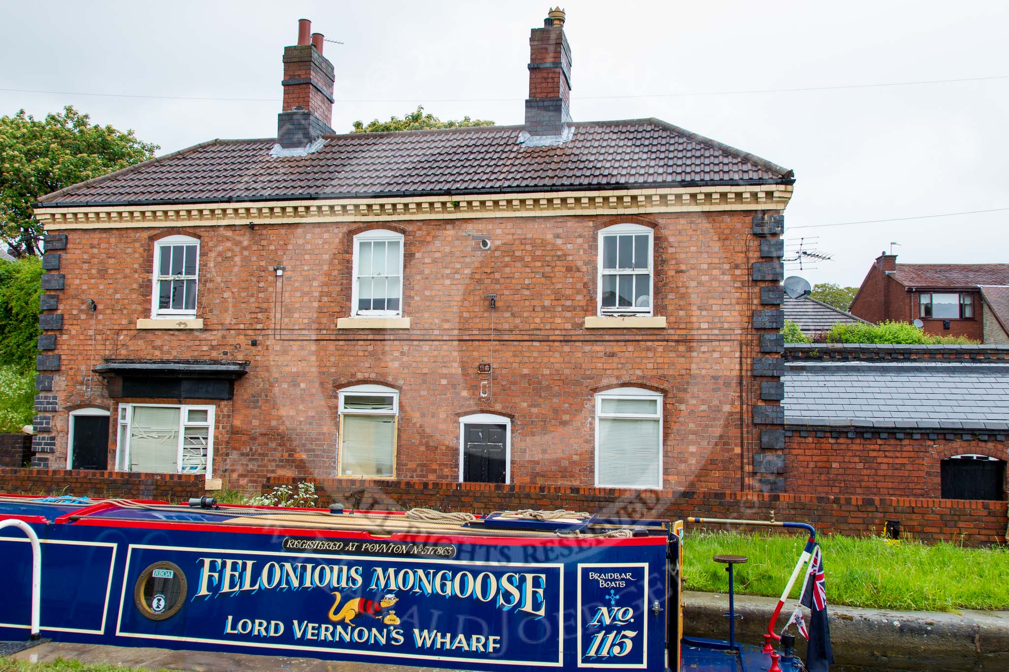 BCN Marathon Challenge 2014: BCN House Nr 86 at Perry Bar Top Lock on the Tame Valley Canal.
Birmingham Canal Navigation,


United Kingdom,
on 24 May 2014 at 14:17, image #123