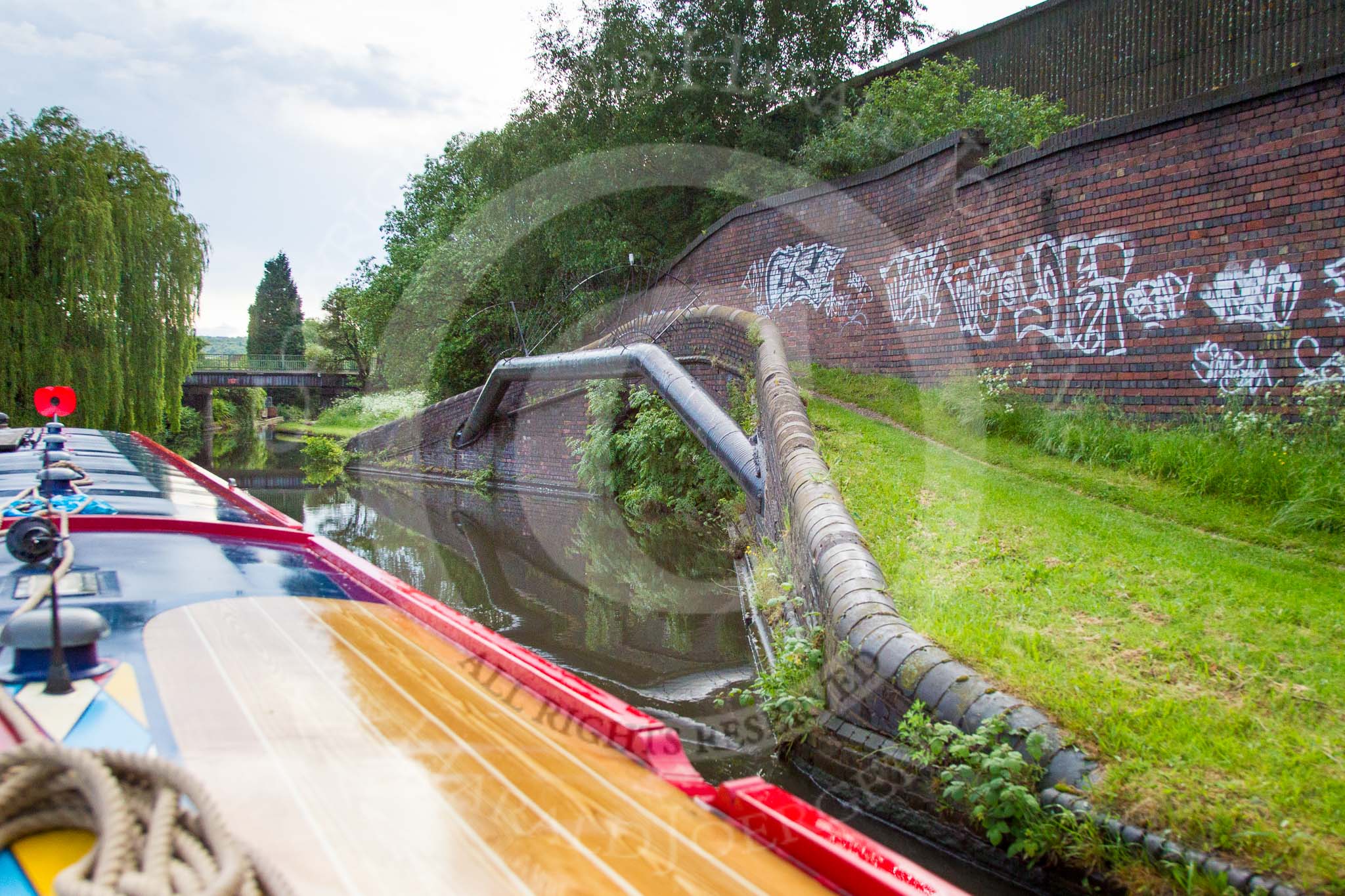 BCN Marathon Challenge 2014: Factory bridge on the Old Main Line between Seven Stars Bridge and Stone Street Bridge, close to the Houghton (or Chemical) Arm.
Birmingham Canal Navigation,


United Kingdom,
on 24 May 2014 at 20:22, image #180