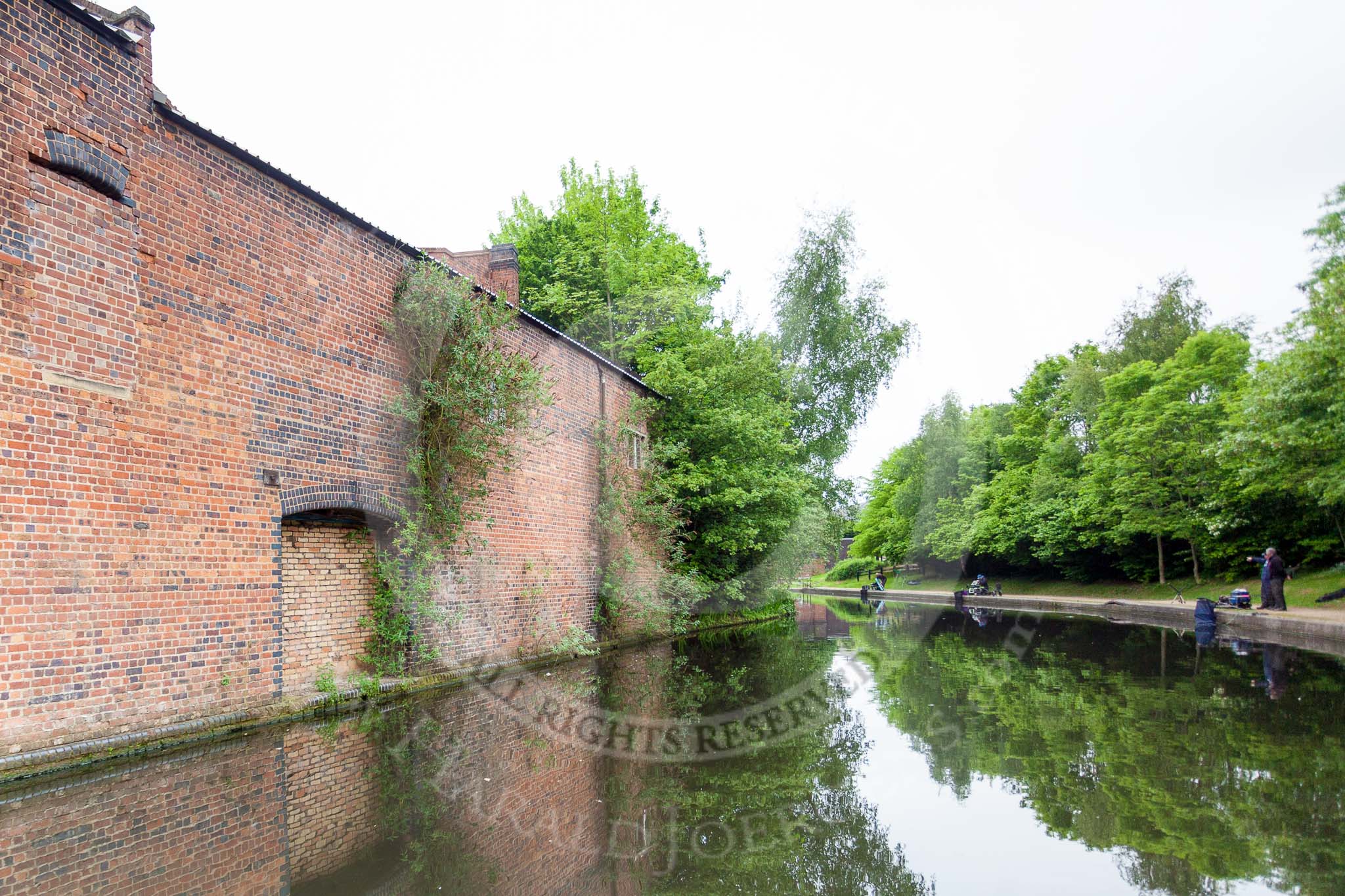 BCN 24h Marathon Challenge 2015: Was it an opening to load or unload boats, or the entrance to a basin inside the building? Soho Loop, BCN.
Birmingham Canal Navigations,



on 23 May 2015 at 09:06, image #32