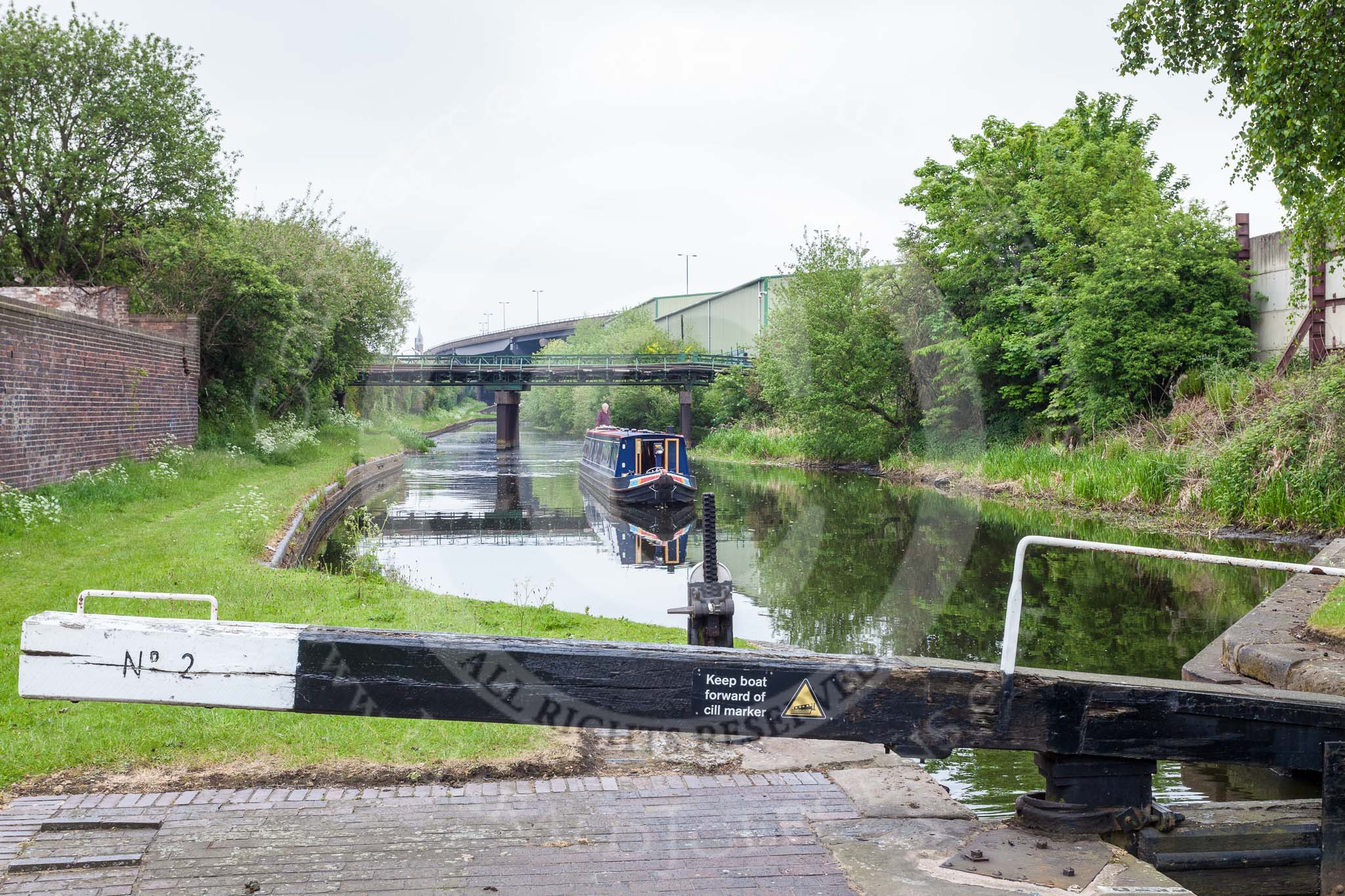 BCN 24h Marathon Challenge 2015: "Feloinious Mongoose" approaching Spon Lane Lock No 2, coming from the top lock.
Birmingham Canal Navigations,



on 23 May 2015 at 12:06, image #96
