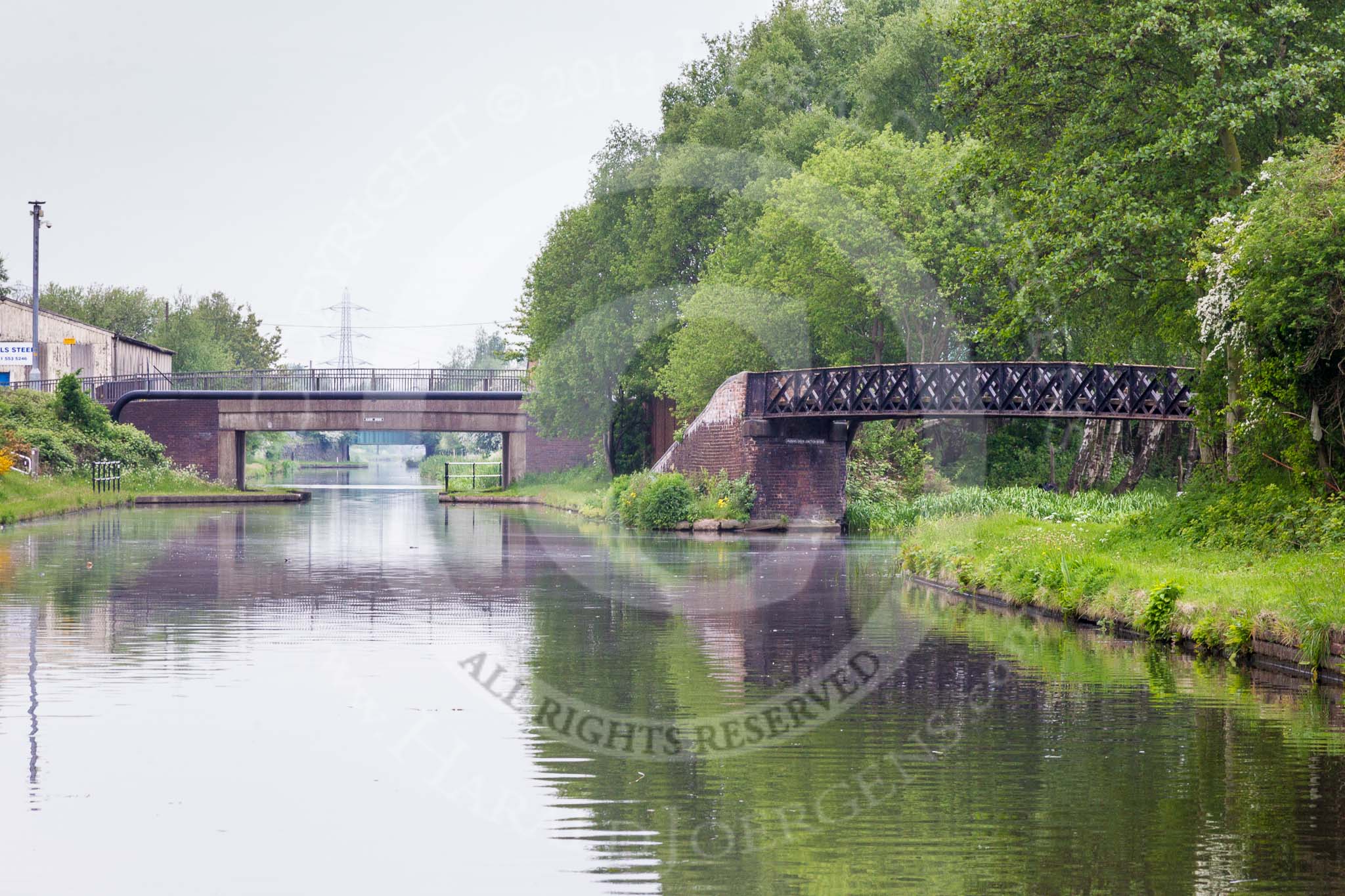 BCN 24h Marathon Challenge 2015: Pudding Green Junction on the BCN New Main Line, with the Wednesbury Old Canal on the right.
Birmingham Canal Navigations,



on 23 May 2015 at 12:48, image #104