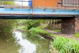 Photo 1505231640565D20697HaraldJoergens BCN 24h Marathon Challenge 2015: Factory foot bridge, followed by a factory bridge on the right that served a canal arm to Bradley & Fosters Ltd.
Birmingham Canal Navigations,
on 23 May 2015 at 16:40, image #136