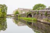Photo 1505240815005D20937HaraldJoergens BCN 24h Marathon Challenge 2015: On the Wyrley & Essington Canal behind Swan Garden Bridge, approaching Horseley Fields Junction. The first factory bridge between the bridge and the junction, on the right, served a railway interchange basin for the LMS Canal Depot, the next two served the British Steel works.
Birmingham Canal Navigations,
on 24 May 2015 at 08:15, image #163
