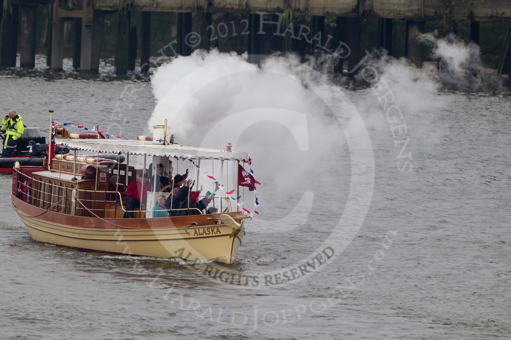 Thames Diamond Jubilee Pageant: STEAM LAUNCHES-Alaska (H142)..
River Thames seen from Battersea Bridge,
London,

United Kingdom,
on 03 June 2012 at 15:34, image #398