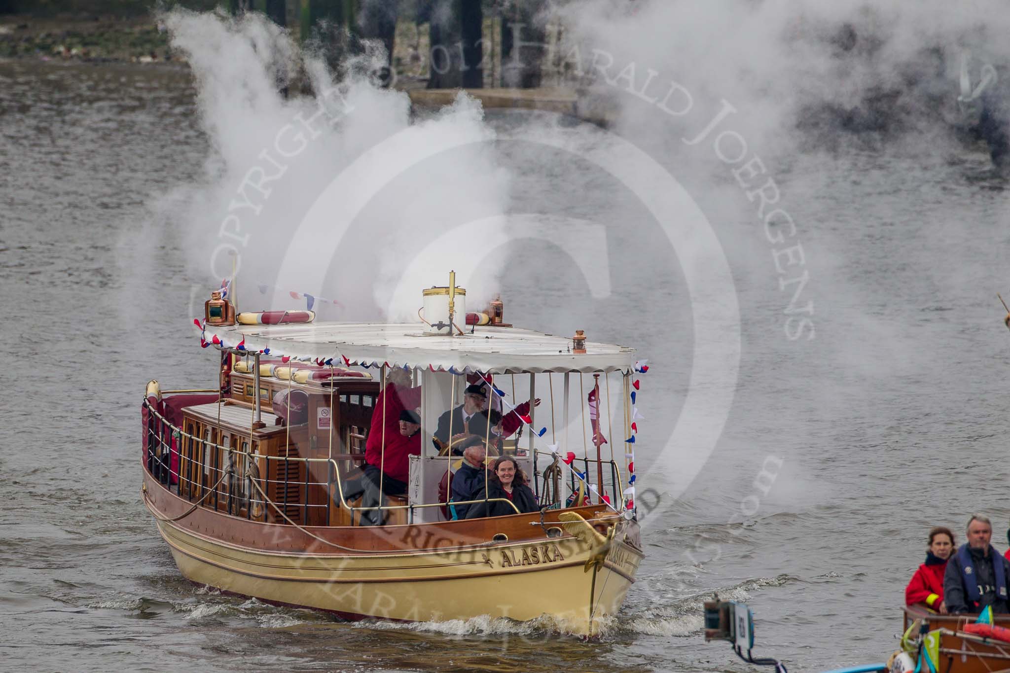 Thames Diamond Jubilee Pageant: STEAM LAUNCHES-Alaska (H142)..
River Thames seen from Battersea Bridge,
London,

United Kingdom,
on 03 June 2012 at 15:35, image #401