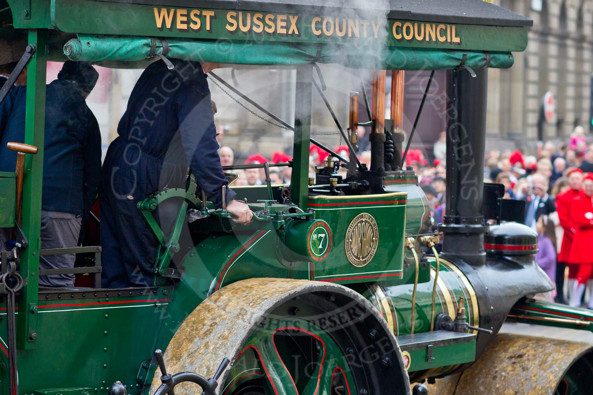 The Lord Mayor's Show 2011: The Worshipful Company of Paviors, here with an 86-years-old, 8-tons steam roller (http://www.paviors.org.uk/)..
Opposite Mansion House, City of London,
London,
-,
United Kingdom,
on 12 November 2011 at 11:16, image #190