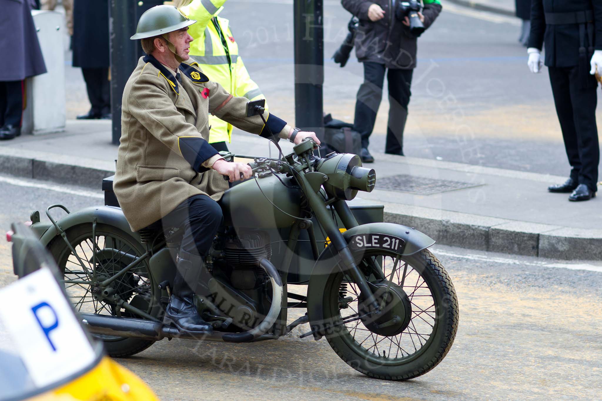 The Lord Mayor's Show 2011: Automobile Association (http://www.theaa.com/), here with a wartie motorbike..
Opposite Mansion House, City of London,
London,
-,
United Kingdom,
on 12 November 2011 at 11:33, image #345