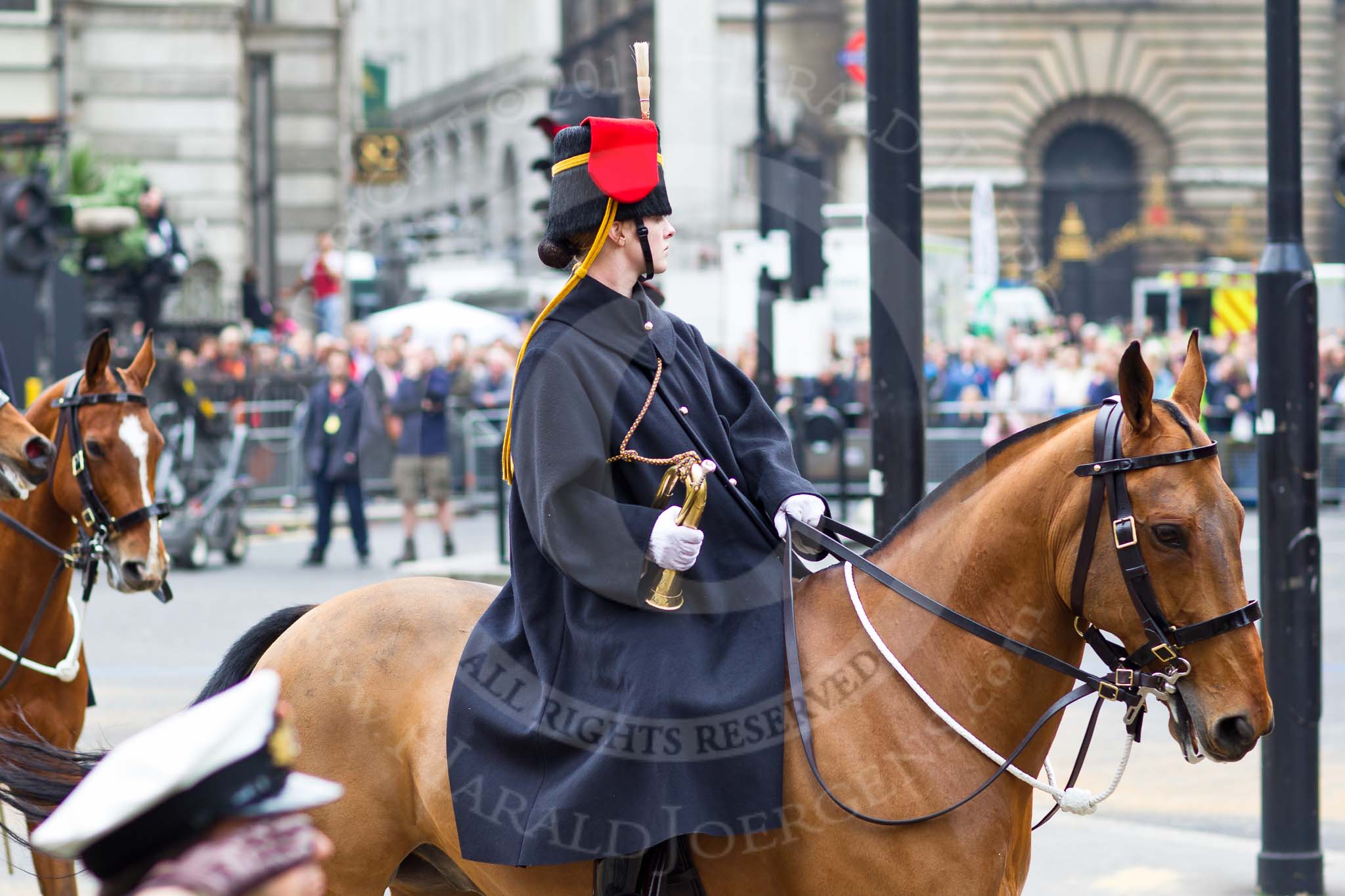 The Lord Mayor's Show 2011: The King’s Troop Royal Horse Artillery (HRA)..
Opposite Mansion House, City of London,
London,
-,
United Kingdom,
on 12 November 2011 at 12:07, image #678