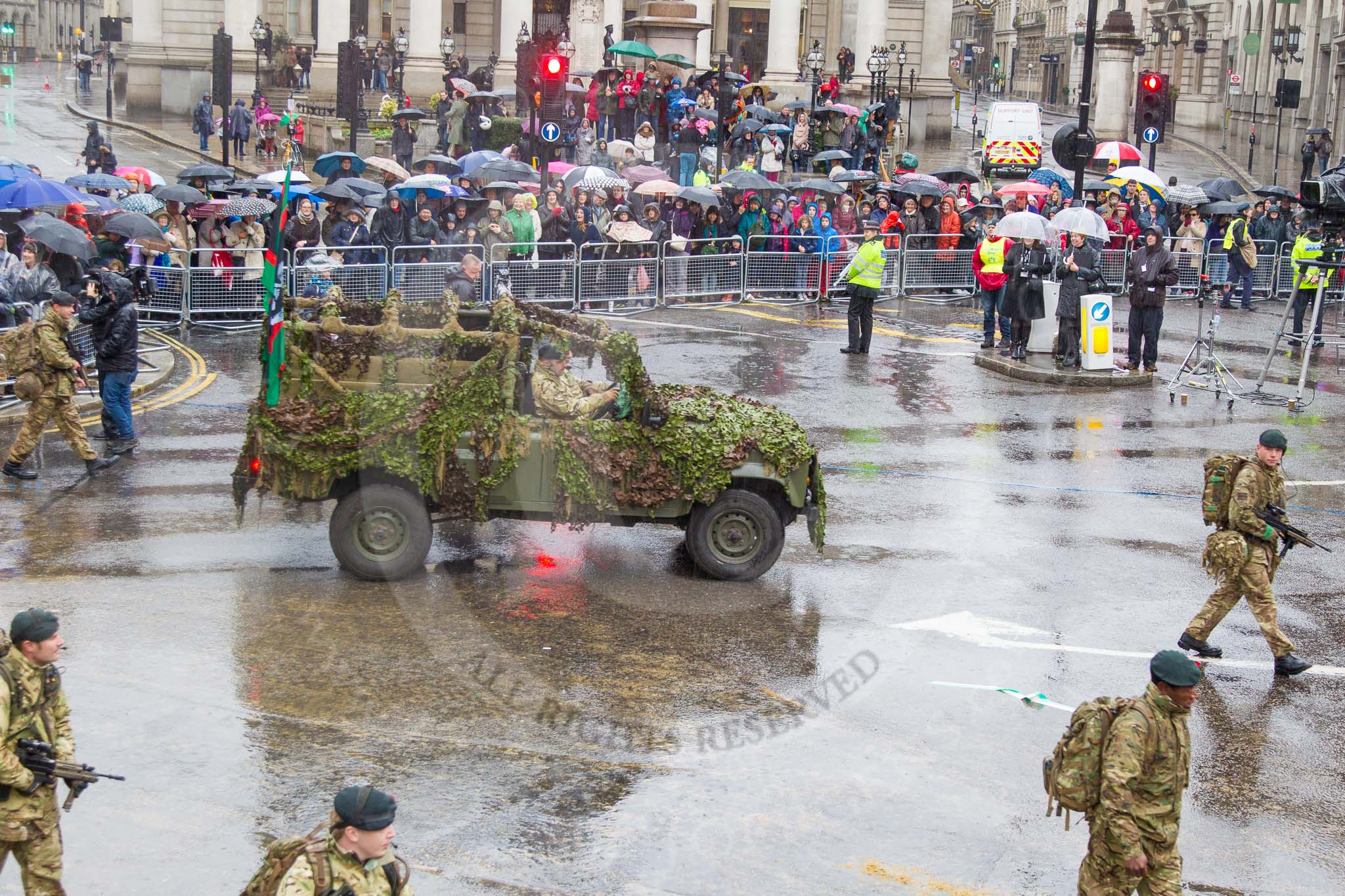 Lord Mayor's Show 2013: 31-F & G Companies, 7th Battalion The Rifles- reserve infantry battalion with Companies in London and the Home Counties..
Press stand opposite Mansion House, City of London,
London,
Greater London,
United Kingdom,
on 09 November 2013 at 11:15, image #408