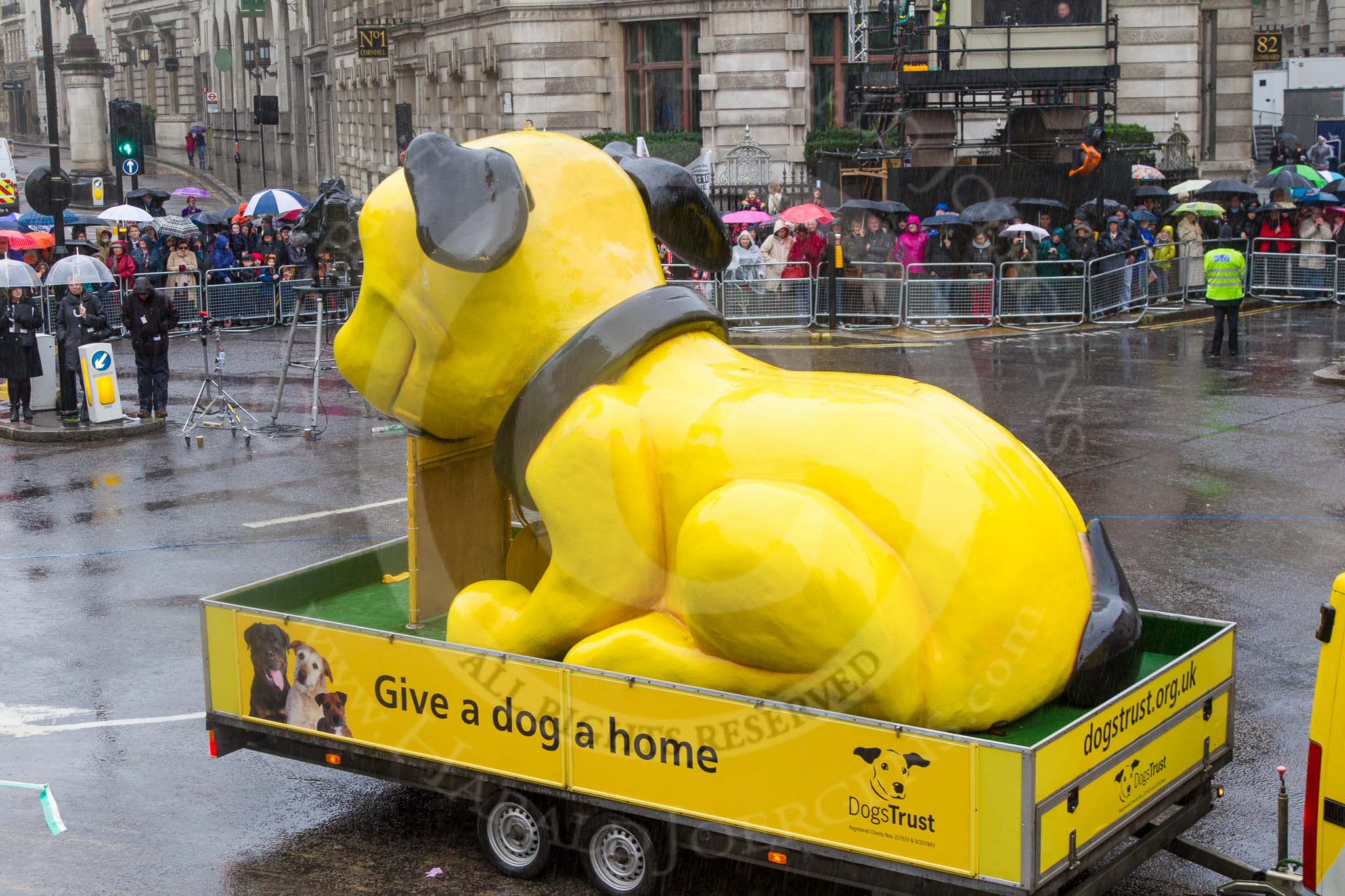 Lord Mayor's Show 2013: 45-Dog Trust- UK's largest dog-welfare charity, which care for more then 16,000 dogs per year..
Press stand opposite Mansion House, City of London,
London,
Greater London,
United Kingdom,
on 09 November 2013 at 11:24, image #574