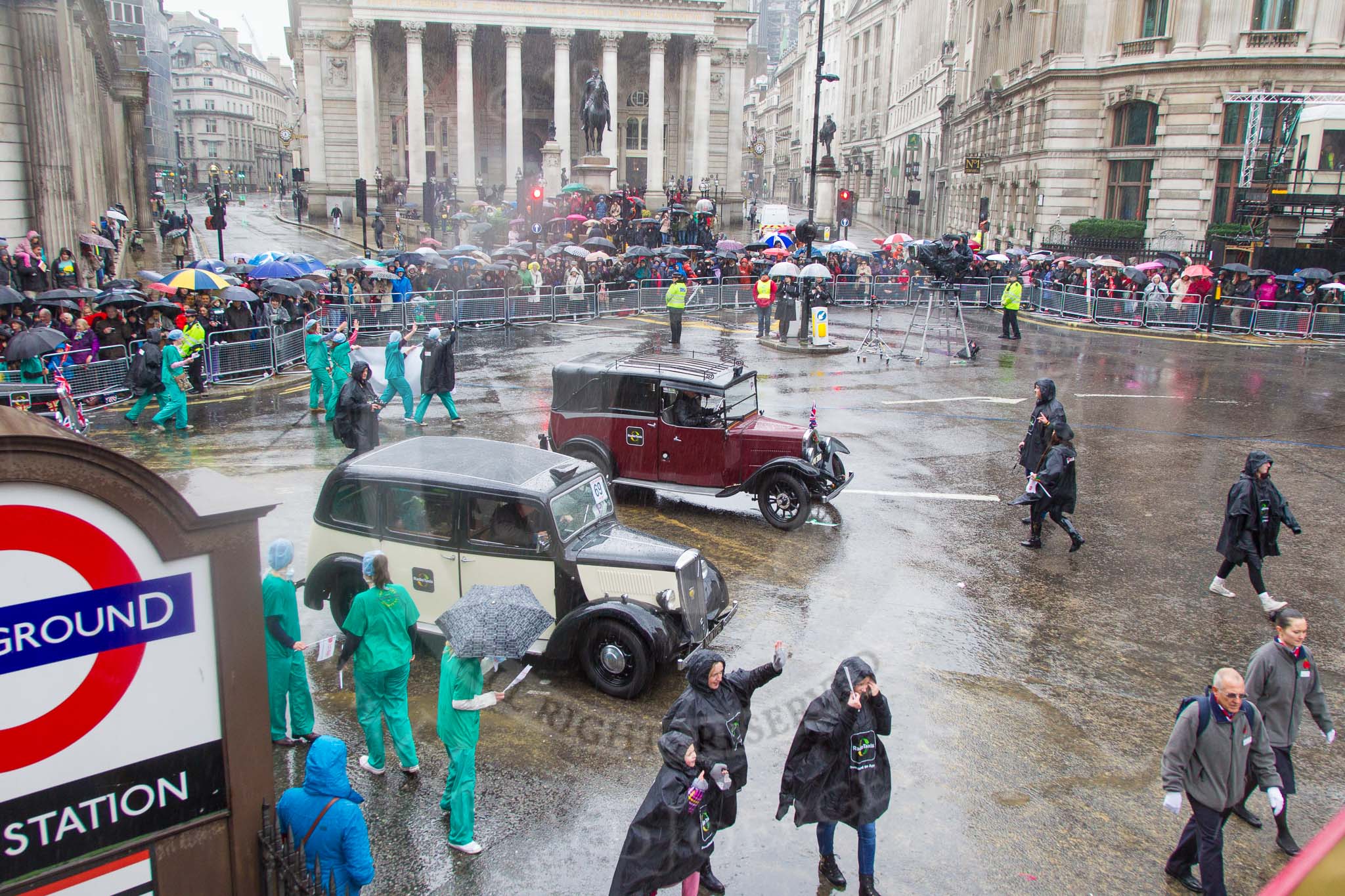 Lord Mayor's Show 2013: 69-Radio Taxis Group-today's entry celebrates 60 years of taxi history and supports the Papworth Heart Hospital..
Press stand opposite Mansion House, City of London,
London,
Greater London,
United Kingdom,
on 09 November 2013 at 11:37, image #837