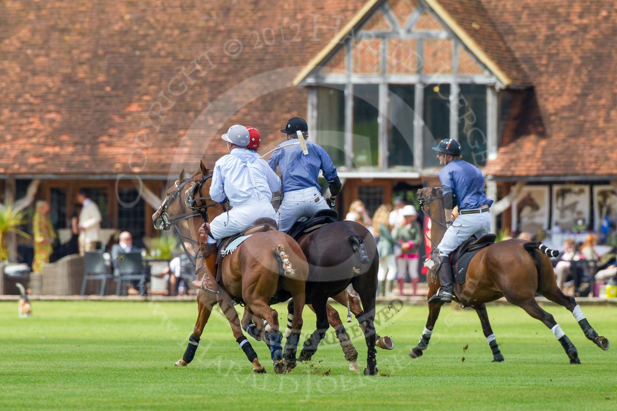 7th Heritage Polo Cup finals: Silver Fox USA v La Mariposa Argentina FINAL..
Hurtwood Park Polo Club,
Ewhurst Green,
Surrey,
United Kingdom,
on 05 August 2012 at 13:51, image #50