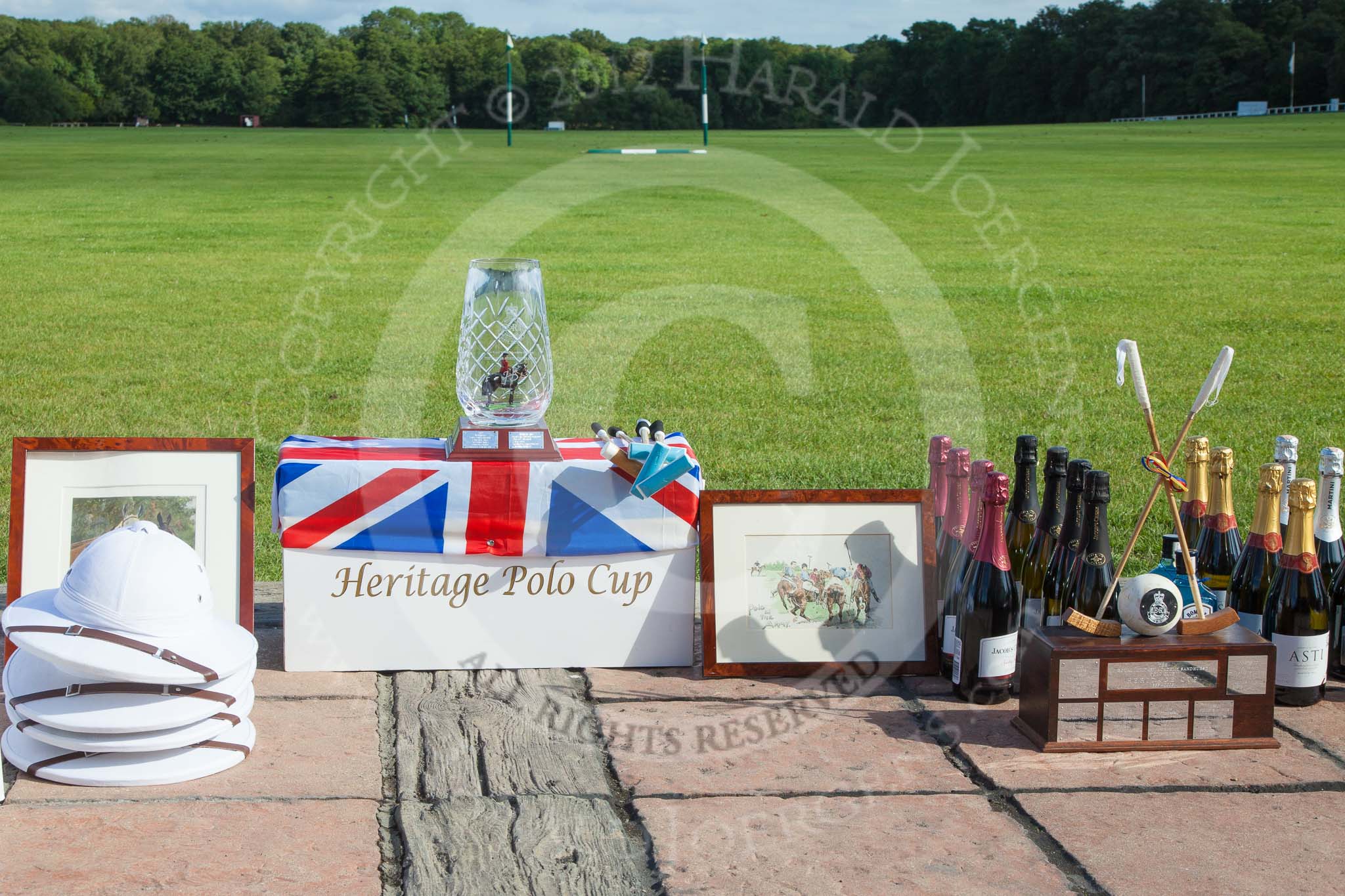 7th Heritage Polo Cup finals.
Hurtwood Park Polo Club,
Ewhurst Green,
Surrey,
United Kingdom,
on 05 August 2012 at 16:52, image #231