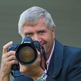 DBPC Polo in the Park 2012: Unidetified Nikon-Photographer..
Dallas Burston Polo Club,
Stoneythorpe Estate,
Southam,
Warwickshire,
United Kingdom,
on 16 September 2012 at 17:03, image #266