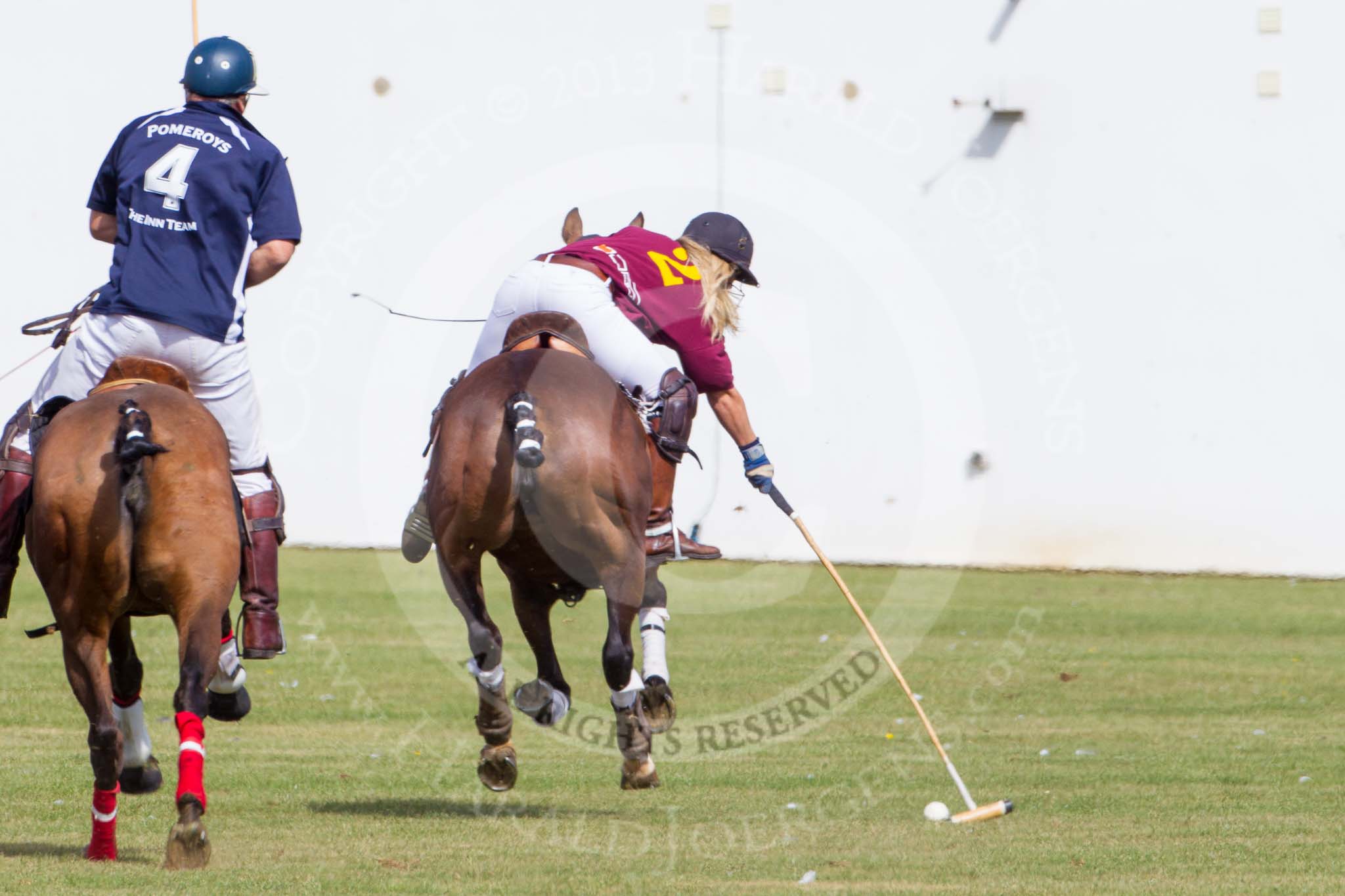DBPC Polo in the Park 2013, Final of the Amaranther Trophy (0 Goal), Bucking Broncos vs The Inn Team.
Dallas Burston Polo Club, ,
Southam,
Warwickshire,
United Kingdom,
on 01 September 2013 at 11:55, image #141