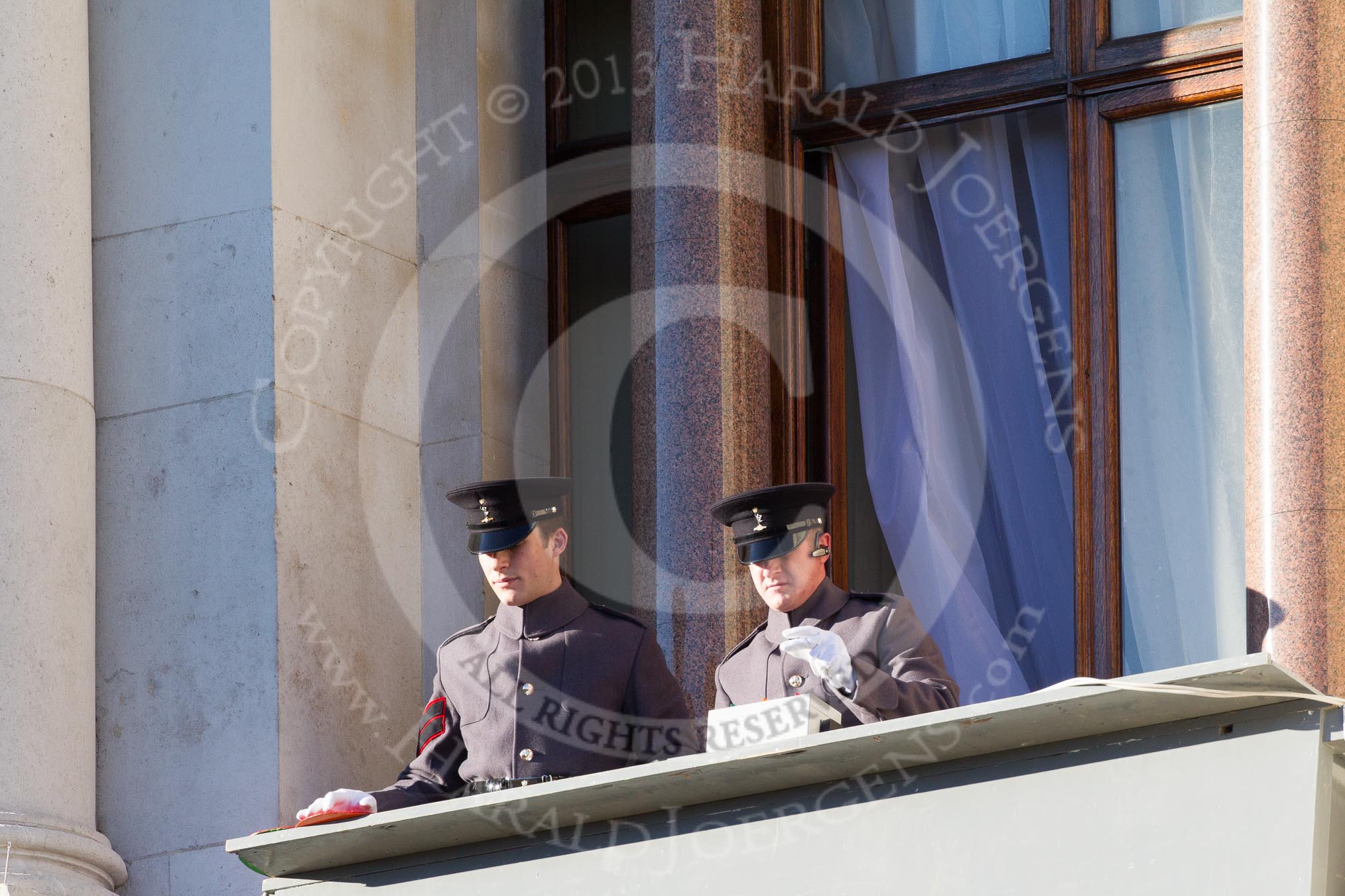 The army in charge of the military music on one of the balconies of the Foreign- and Commonwealth Office Building.