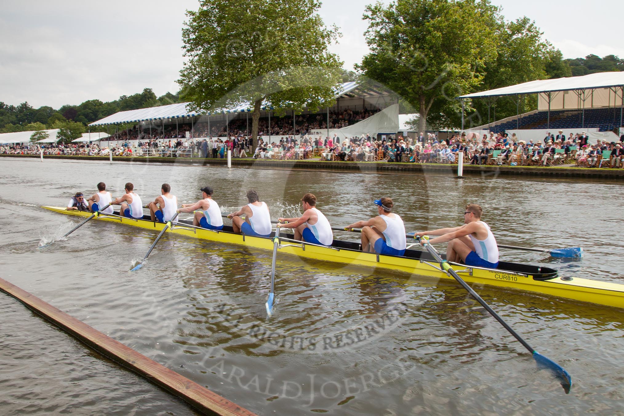 Henley Royal Regatta 2012 (Thursday): Race 26, Thames Challenge Cup:  Curlew Rowing Club 'A' (22, Bucks) v Thames Rowing Club 'A'  (47, Berks).
River Thames beteen Henley-on-Thames and Remenham/Temple Island ,
Henley-on-Thames,
Oxfordshire,
United Kingdom,
on 28 June 2012 at 11:35, image #184