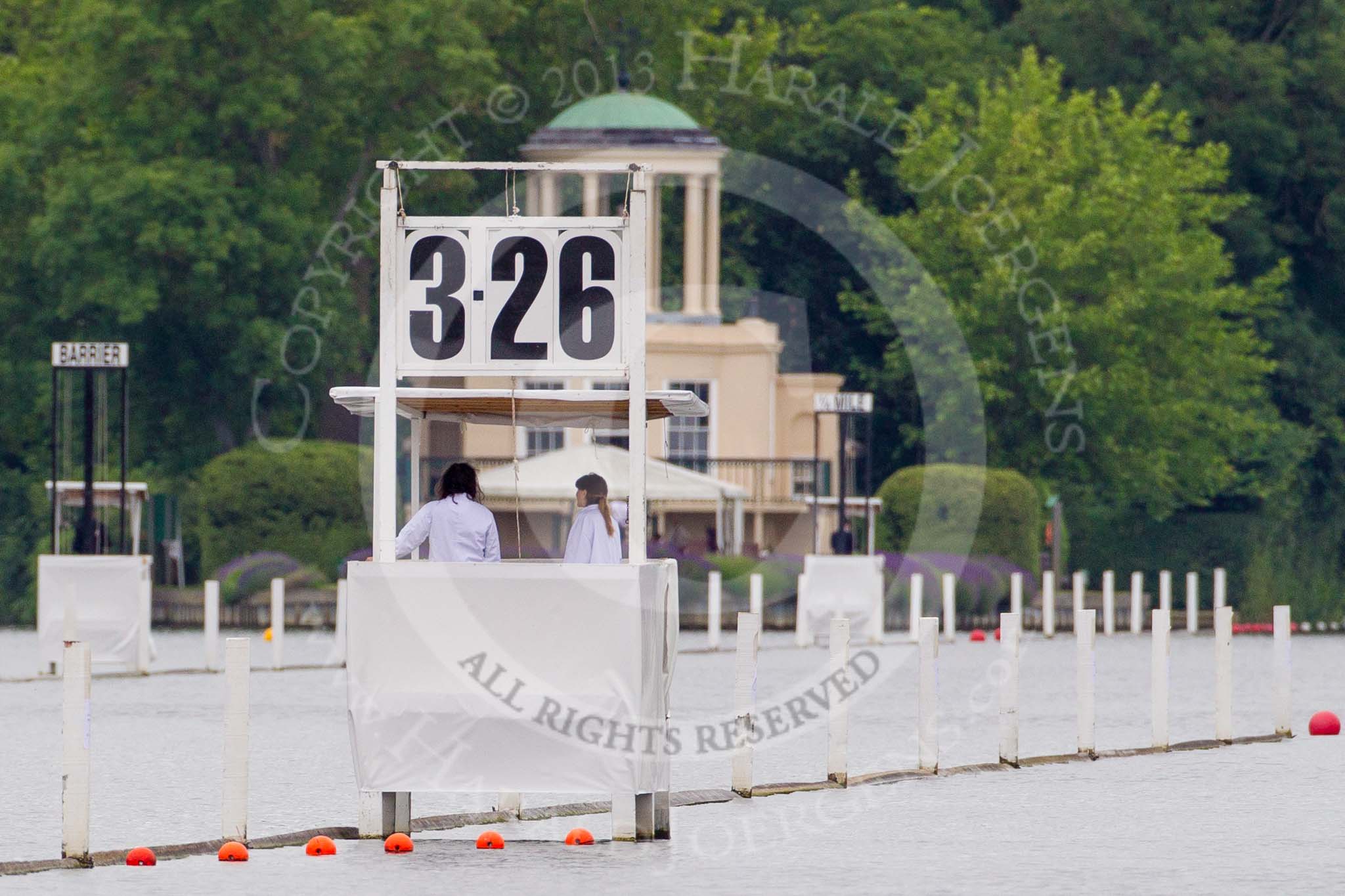 Henley Royal Regatta 2013, Thursday.
River Thames between Henley and Temple Island,
Henley-on-Thames,
Berkshire,
United Kingdom,
on 04 July 2013 at 09:52, image #38