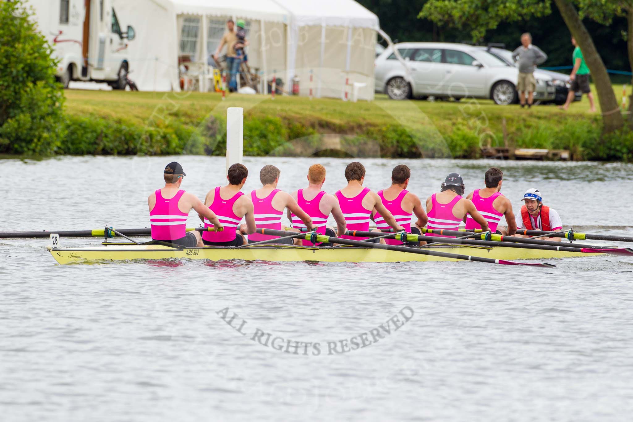 Henley Royal Regatta 2013, Thursday.
River Thames between Henley and Temple Island,
Henley-on-Thames,
Berkshire,
United Kingdom,
on 04 July 2013 at 10:04, image #50
