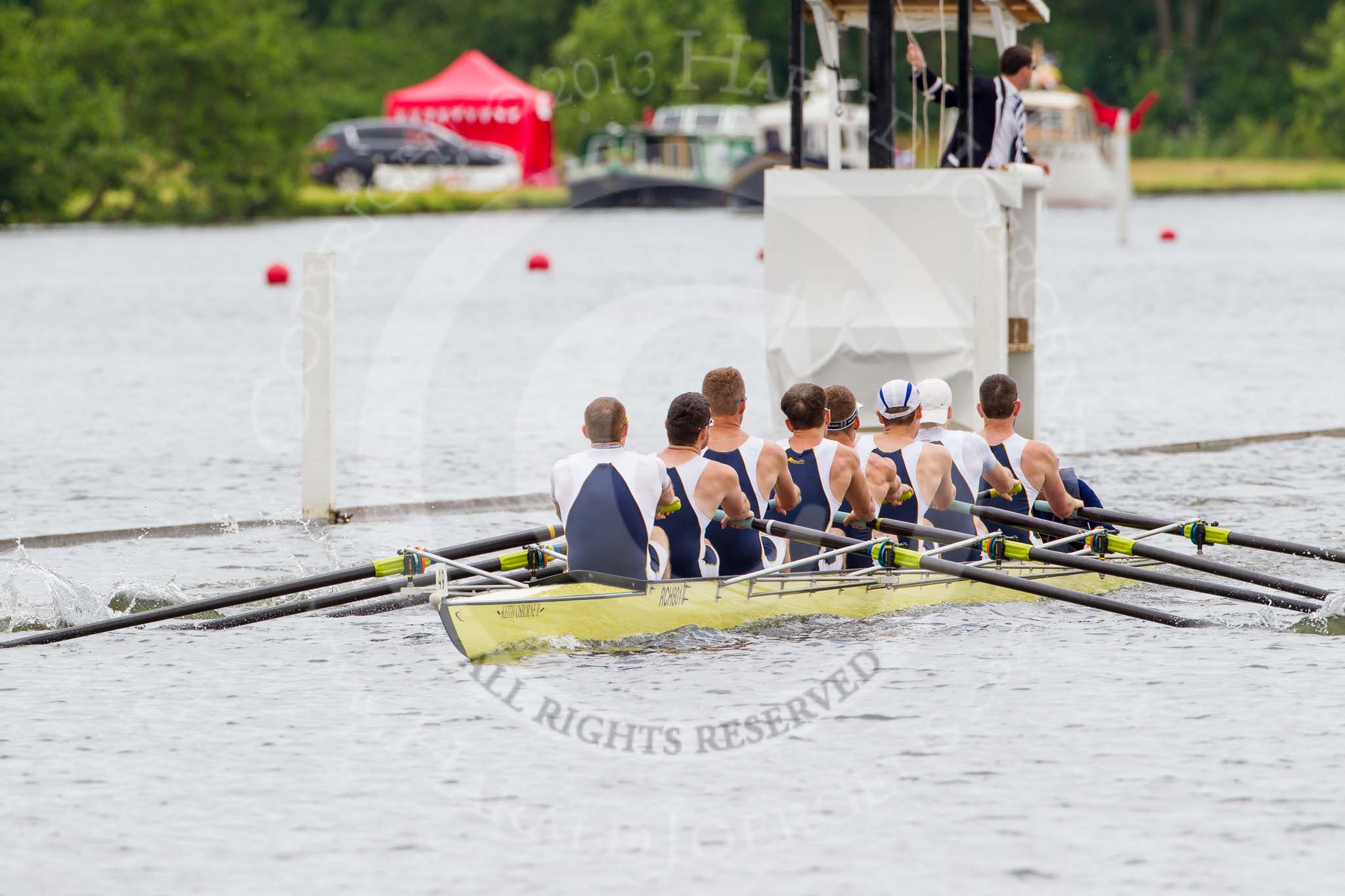 Henley Royal Regatta 2013, Thursday.
River Thames between Henley and Temple Island,
Henley-on-Thames,
Berkshire,
United Kingdom,
on 04 July 2013 at 11:31, image #202