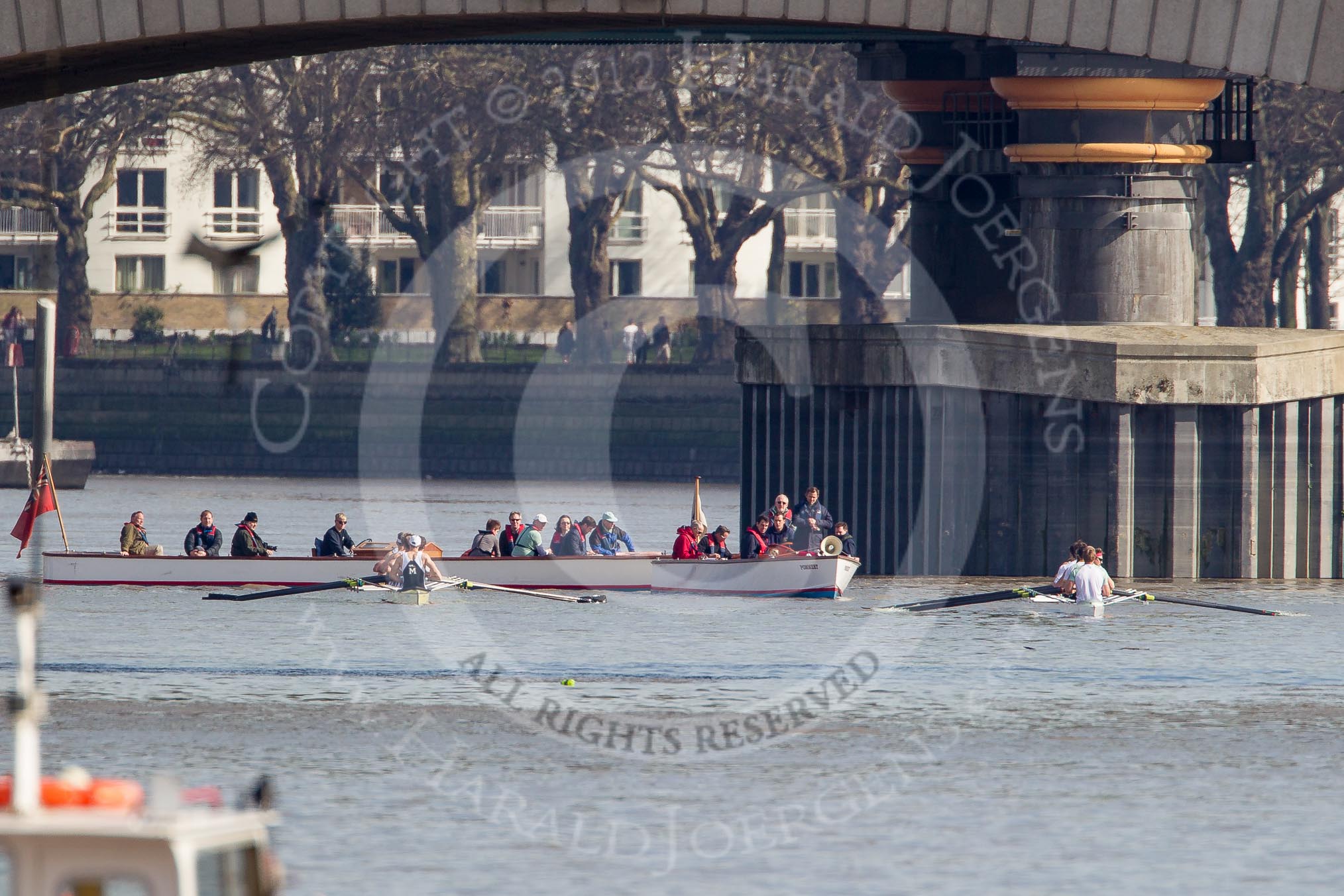 The Boat Race season 2012 - fixture CUBC vs Molesey BC: The start of the race, Molesey BC on the left, Cambridge Blue Boat on the right, behind umpire Boris Rankov..




on 25 March 2012 at 15:16, image #99