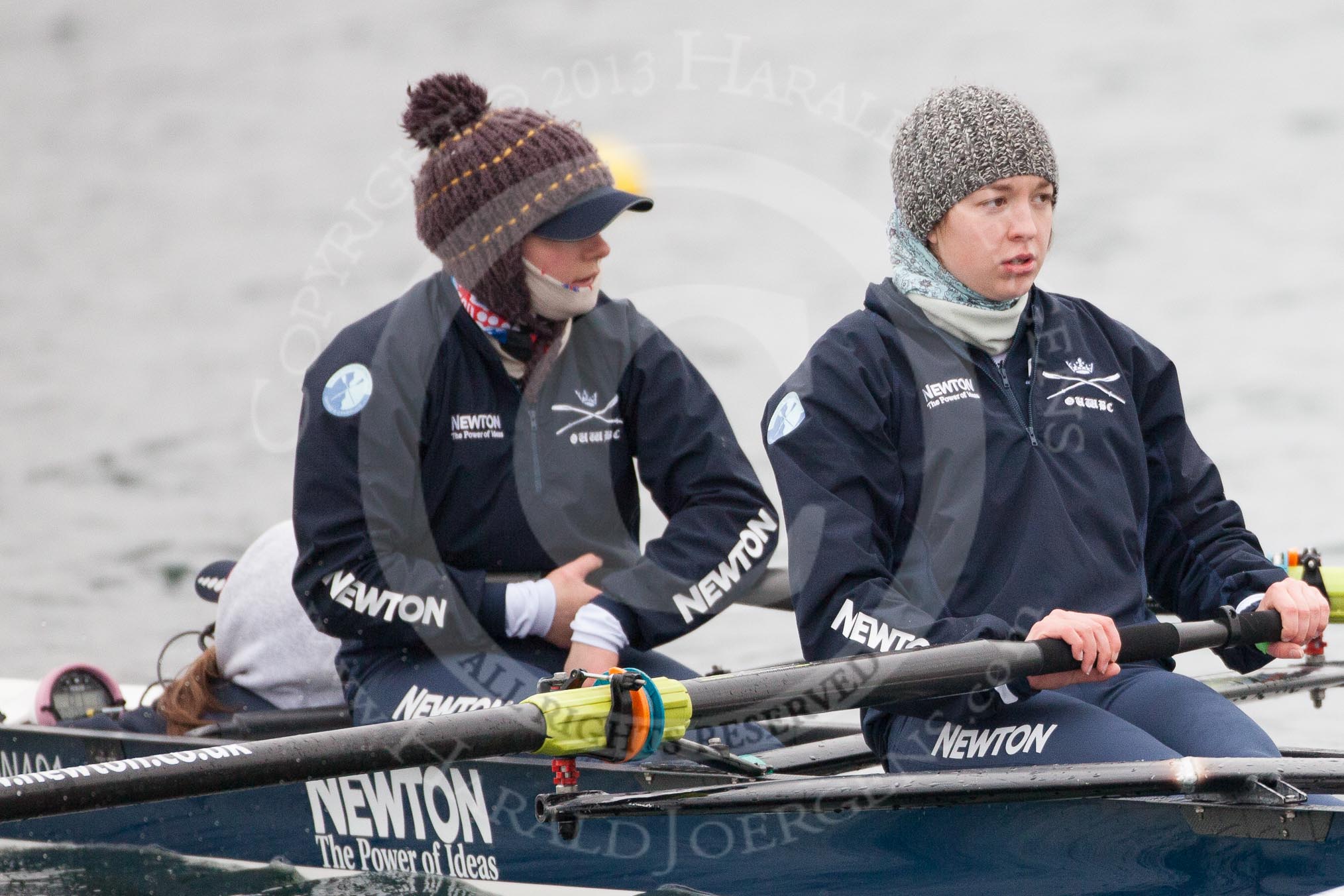 The Boat Race season 2013 - fixture OUWBC vs Molesey BC: OUWBC's cox Olivia Cleary, bow Elspeth Cumber, and Rachel Purkess on a very cold morning at Dorney Lake..
Dorney Lake,
Dorney, Windsor,
Berkshire,
United Kingdom,
on 24 February 2013 at 12:15, image #126