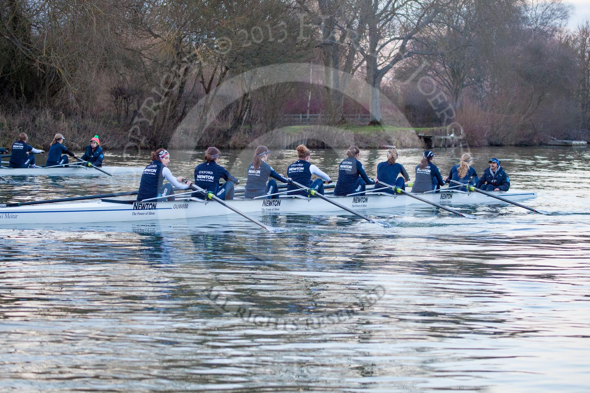 The Boat Race season 2013 - OUWBC training: OUWBC's Blue Boat and reserve boat crews warming up for a training session..
River Thames,
Wallingford,
Oxfordshire,
United Kingdom,
on 13 March 2013 at 18:00, image #197