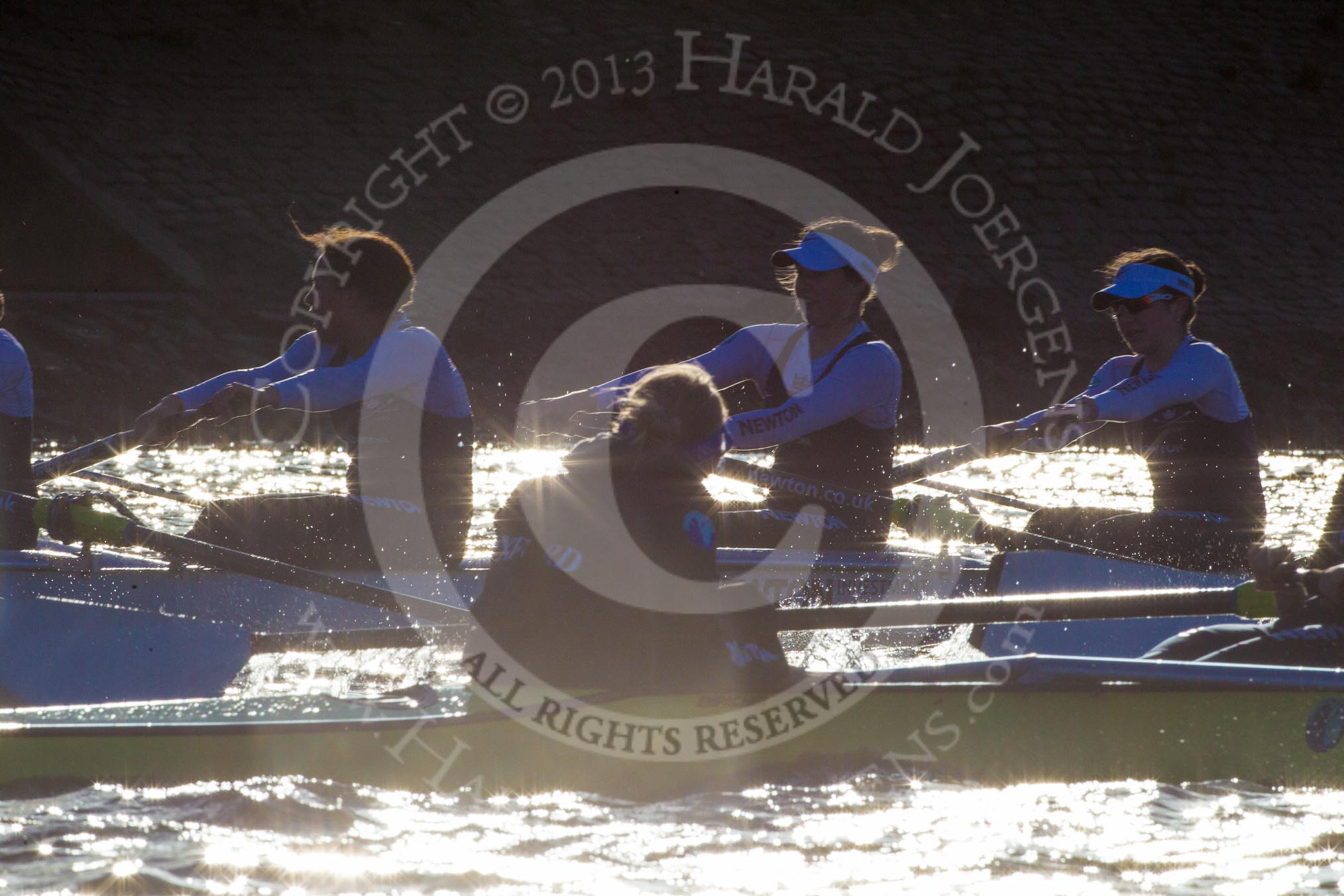 The Boat Race season 2014 - Women's Trial VIIIs (OUWBC, Oxford): Boudicca vs Cleopatra..
River Thames between Putney Bridge and Mortlake,
London SW15,

United Kingdom,
on 19 December 2013 at 12:53, image #146