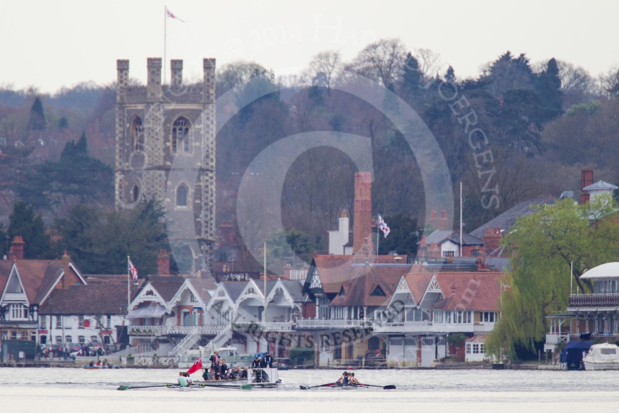 The Women's Boat Race and Henley Boat Races 2014: The start of the Lightweight Men's Boat Race - OULRC vs CULRC, Oxford is on the right (Bucks) side..
River Thames,
Henley-on-Thames,
Buckinghamshire,
United Kingdom,
on 30 March 2014 at 15:38, image #354