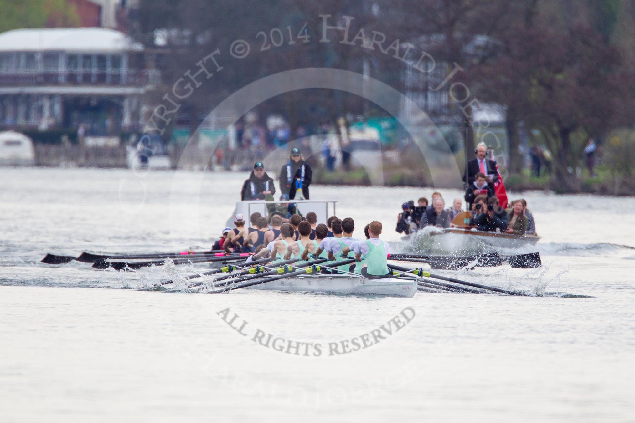 The Women's Boat Race and Henley Boat Races 2014: The Lightweight Men's Boat Race - OULRC vs CULRC, Oxford is on the right (Bucks) side, behind the boats is the umpire's launch, on the right the press boat..
River Thames,
Henley-on-Thames,
Buckinghamshire,
United Kingdom,
on 30 March 2014 at 15:39, image #362