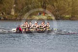 Photo 1403301353021D44777HaraldJoergens The Women's Boat Race and Henley Boat Races 2014: The Intercollegiate men's race. Downing College (Cambridge) approaching the finish line..
River Thames,
Henley-on-Thames,
Buckinghamshire,
United Kingdom,
on 30 March 2014 at 13:52, image #110