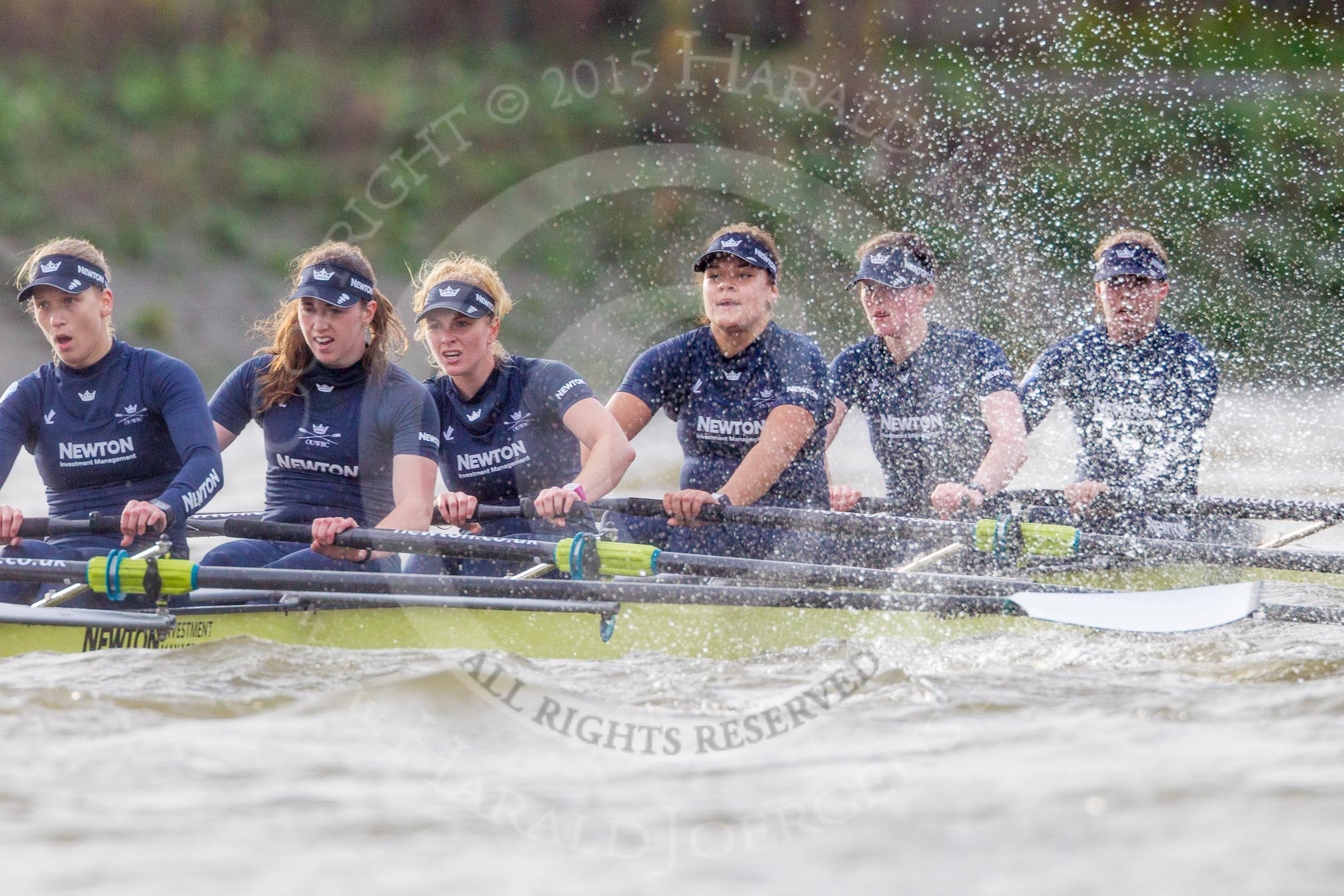 The Boat Race season 2016 - Women's Boat Race Trial Eights (OUWBC, Oxford): "Charybdis", here 6-Elo Luik, 5-Ruth Siddorn, 4-Emma Spruce, 3-Lara Pysden, 2-Christina Fleischer, bow-Georgie Daniell.
River Thames between Putney Bridge and Mortlake,
London SW15,

United Kingdom,
on 10 December 2015 at 12:35, image #296