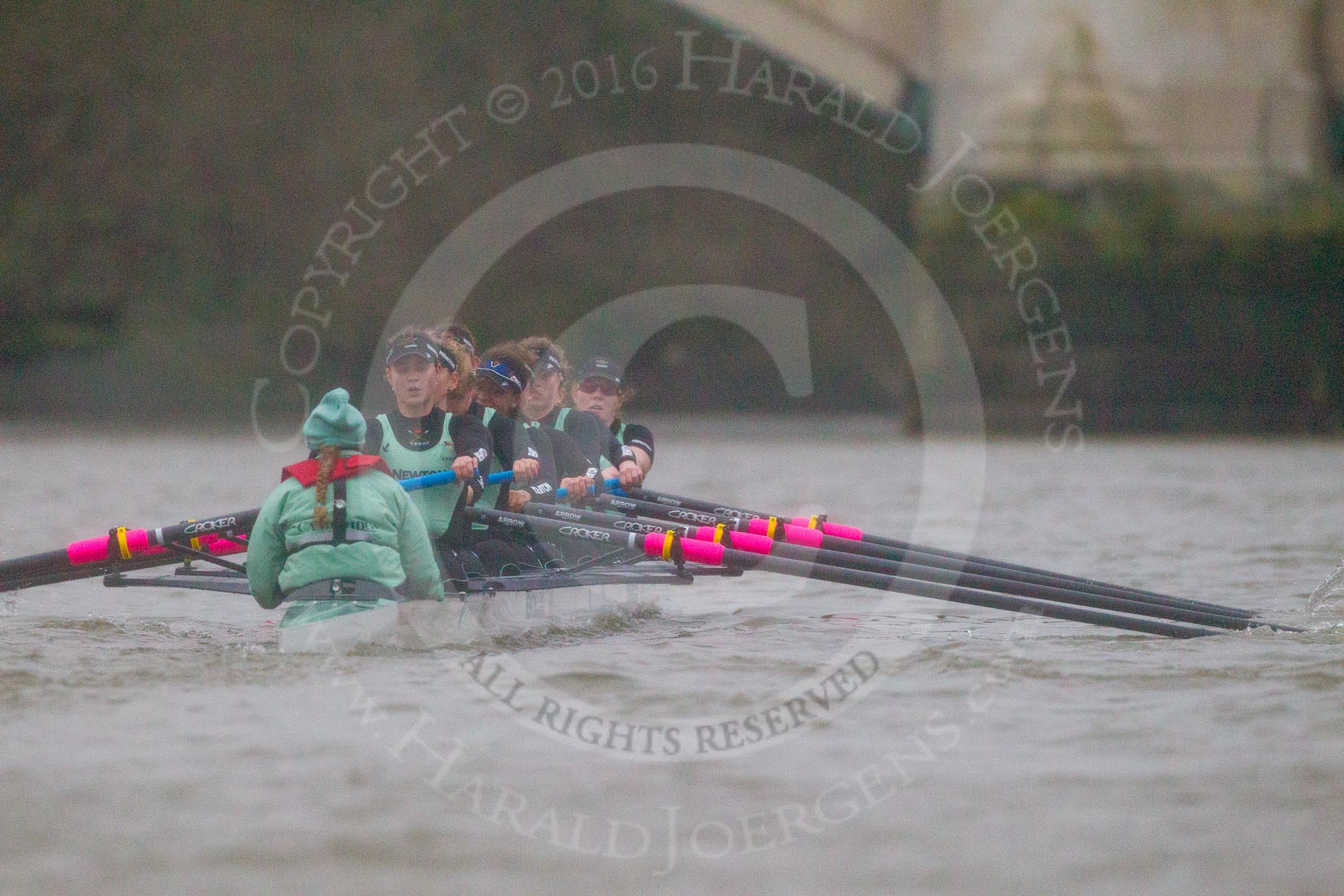 The Boat Race season 2016 - Women's Boat Race Fixture CUWBC vs OBUBC.
River Thames between Putney Bridge and Mortlake,
London SW15,

United Kingdom,
on 31 January 2016 at 16:28, image #162