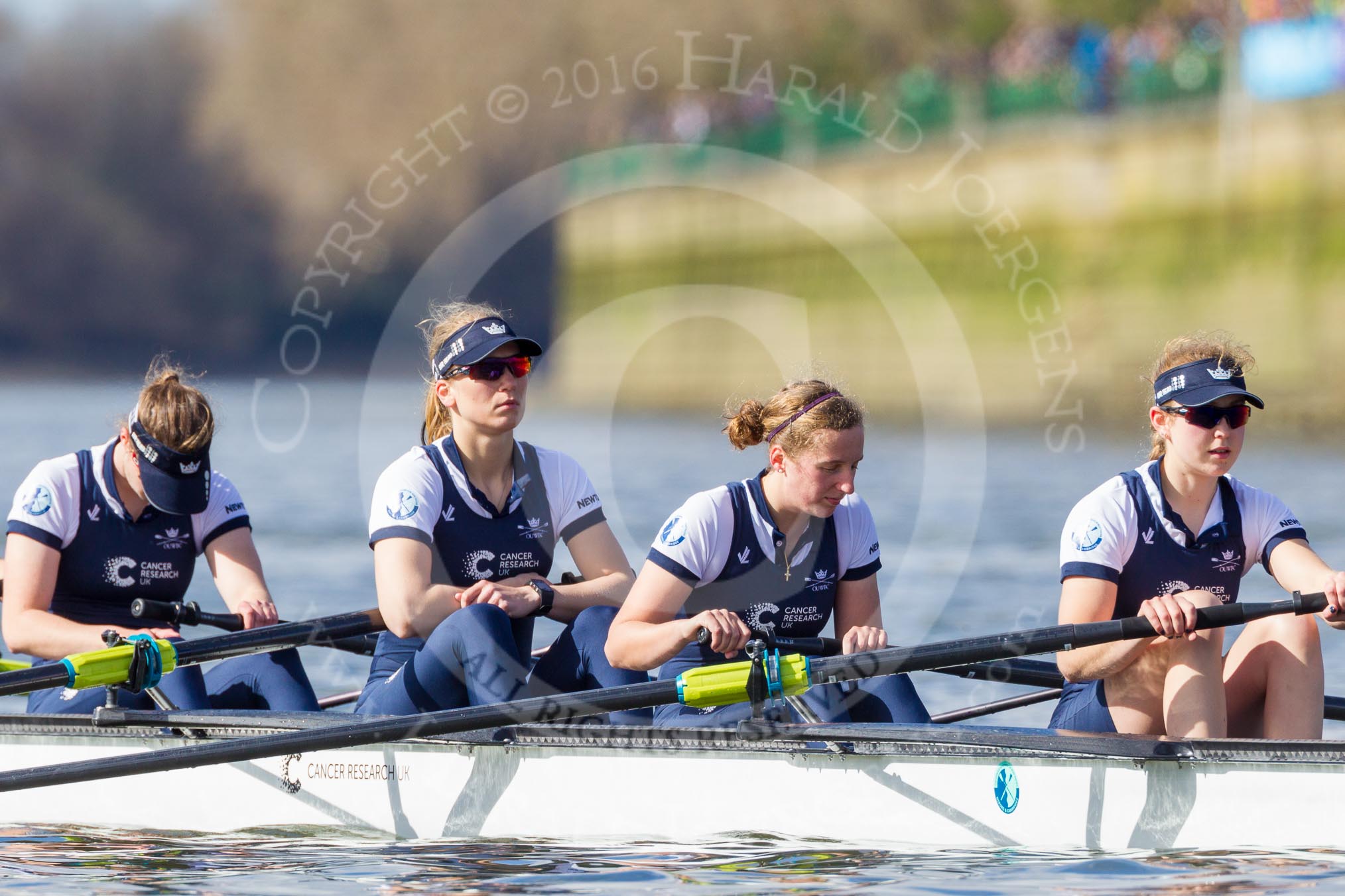 The Boat Race season 2016 -  The Cancer Research Women's Boat Race.
River Thames between Putney Bridge and Mortlake,
London SW15,

United Kingdom,
on 27 March 2016 at 14:08, image #165