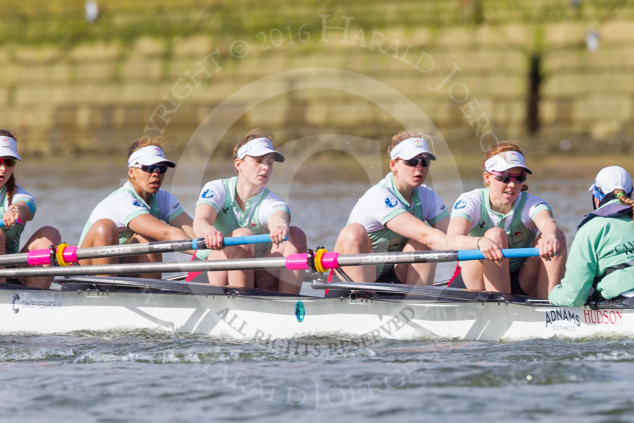 The Boat Race season 2016 -  The Cancer Research Women's Boat Race.
River Thames between Putney Bridge and Mortlake,
London SW15,

United Kingdom,
on 27 March 2016 at 14:11, image #181