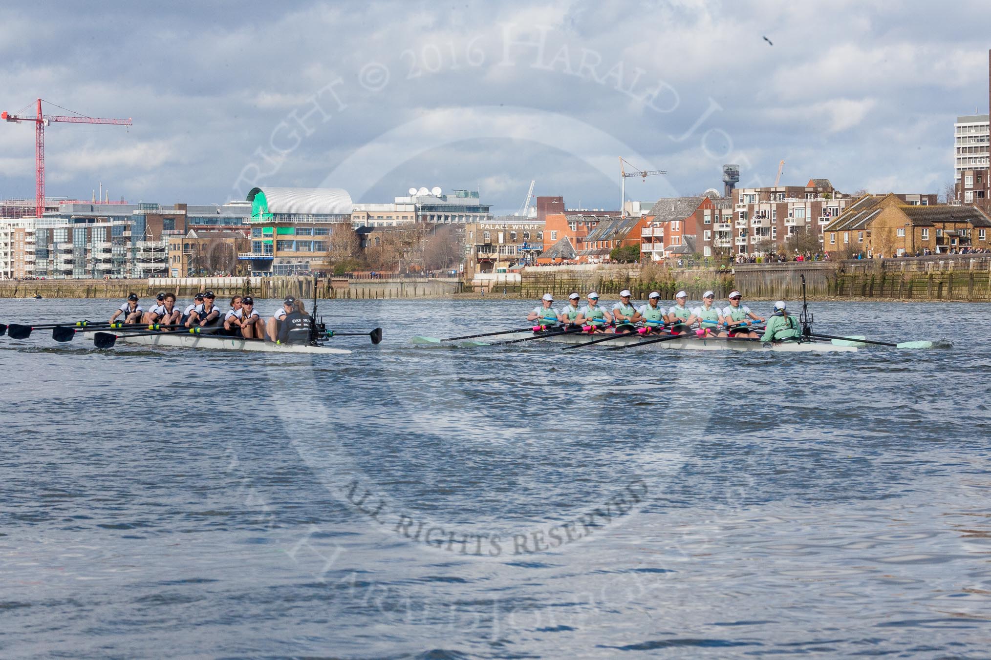 The Boat Race season 2016 -  The Cancer Research Women's Boat Race.
River Thames between Putney Bridge and Mortlake,
London SW15,

United Kingdom,
on 27 March 2016 at 14:14, image #209
