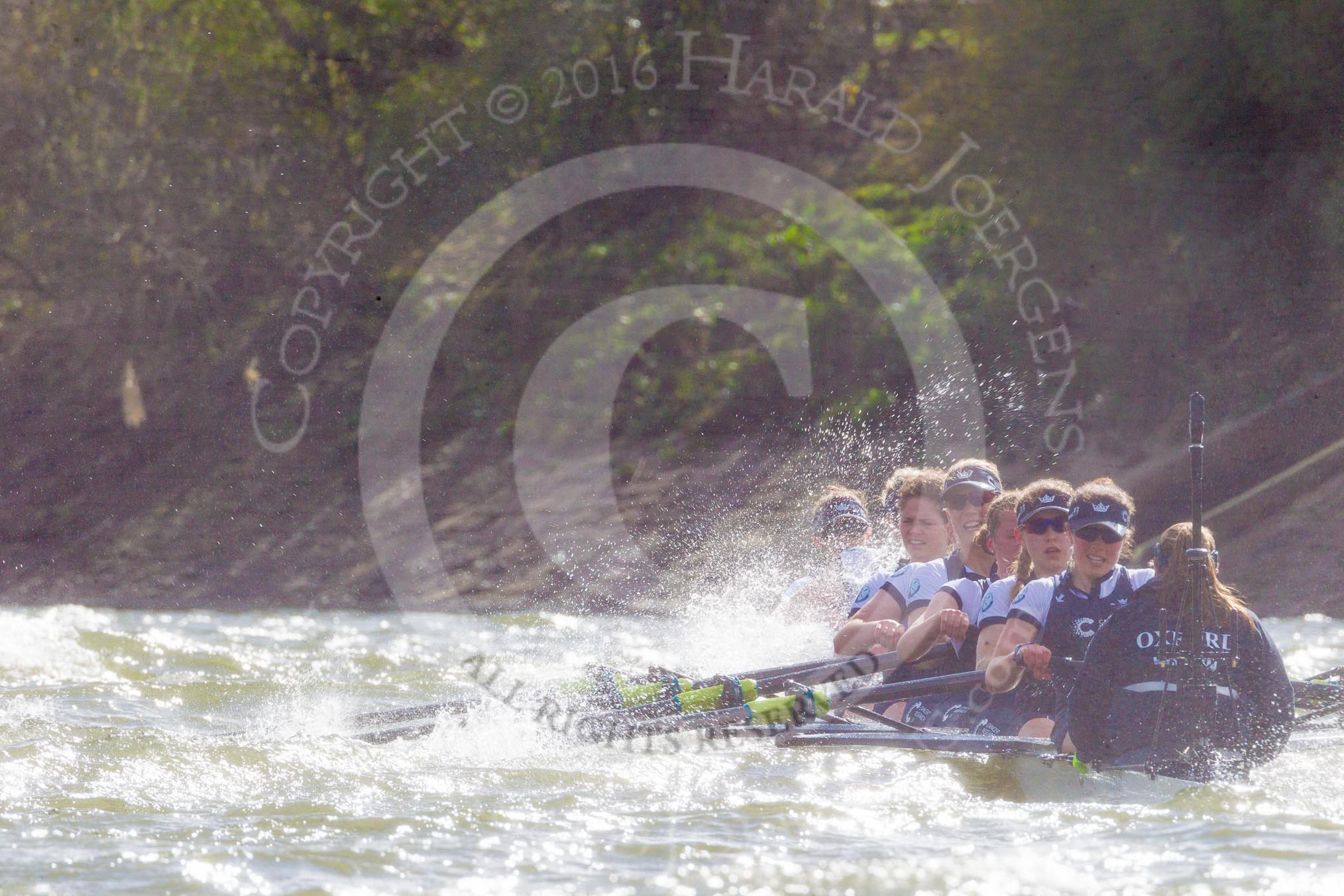 The Boat Race season 2016 -  The Cancer Research Women's Boat Race.
River Thames between Putney Bridge and Mortlake,
London SW15,

United Kingdom,
on 27 March 2016 at 14:25, image #284
