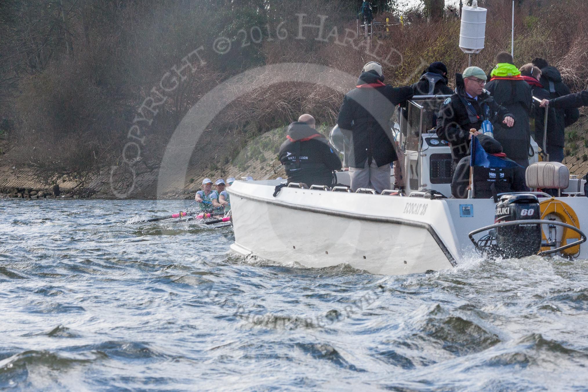 The Boat Race season 2016 -  The Cancer Research Women's Boat Race.
River Thames between Putney Bridge and Mortlake,
London SW15,

United Kingdom,
on 27 March 2016 at 14:29, image #301