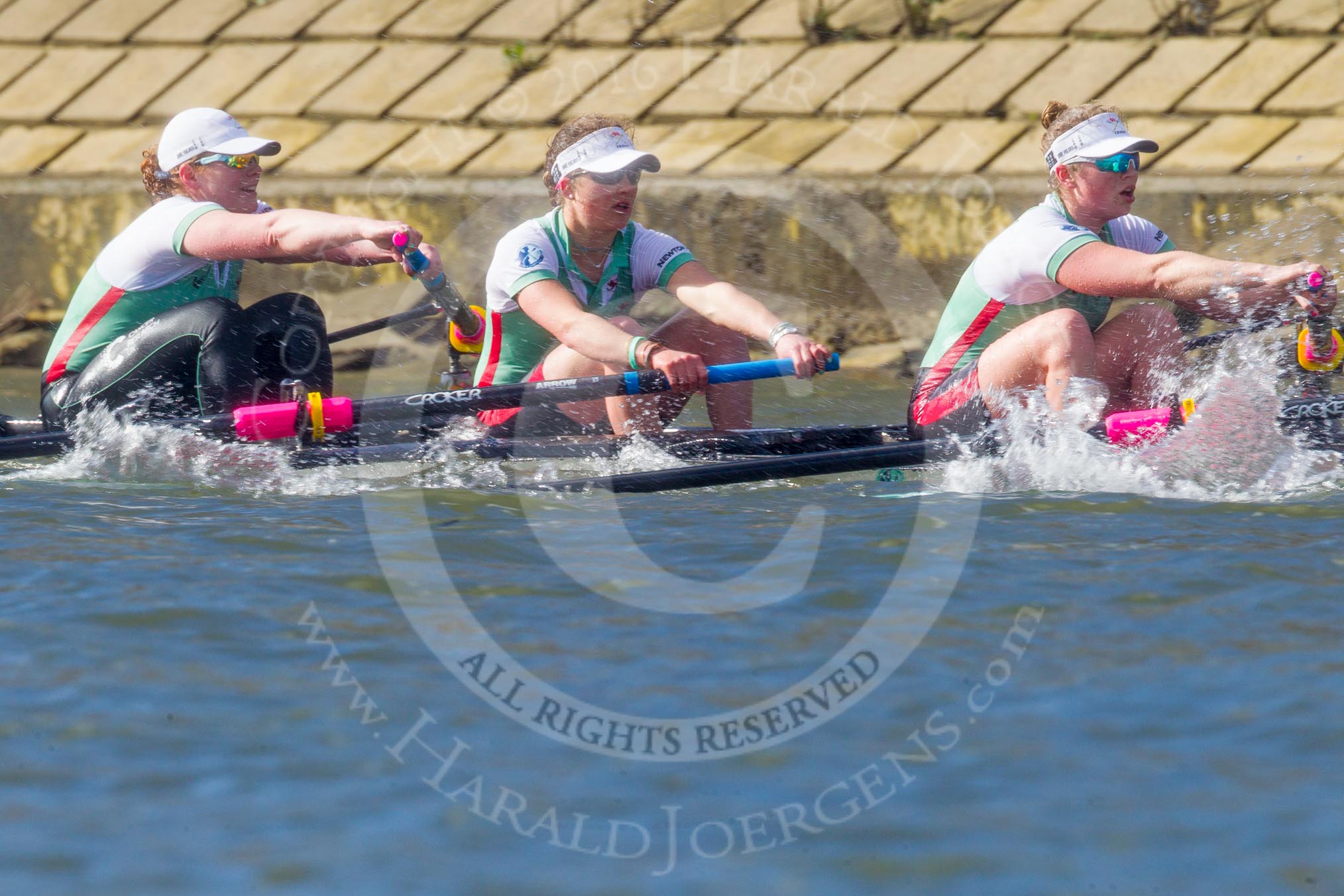 The Boat Race season 2016 -  The Cancer Research Women's Boat Race.
River Thames between Putney Bridge and Mortlake,
London SW15,

United Kingdom,
on 27 March 2016 at 14:31, image #304