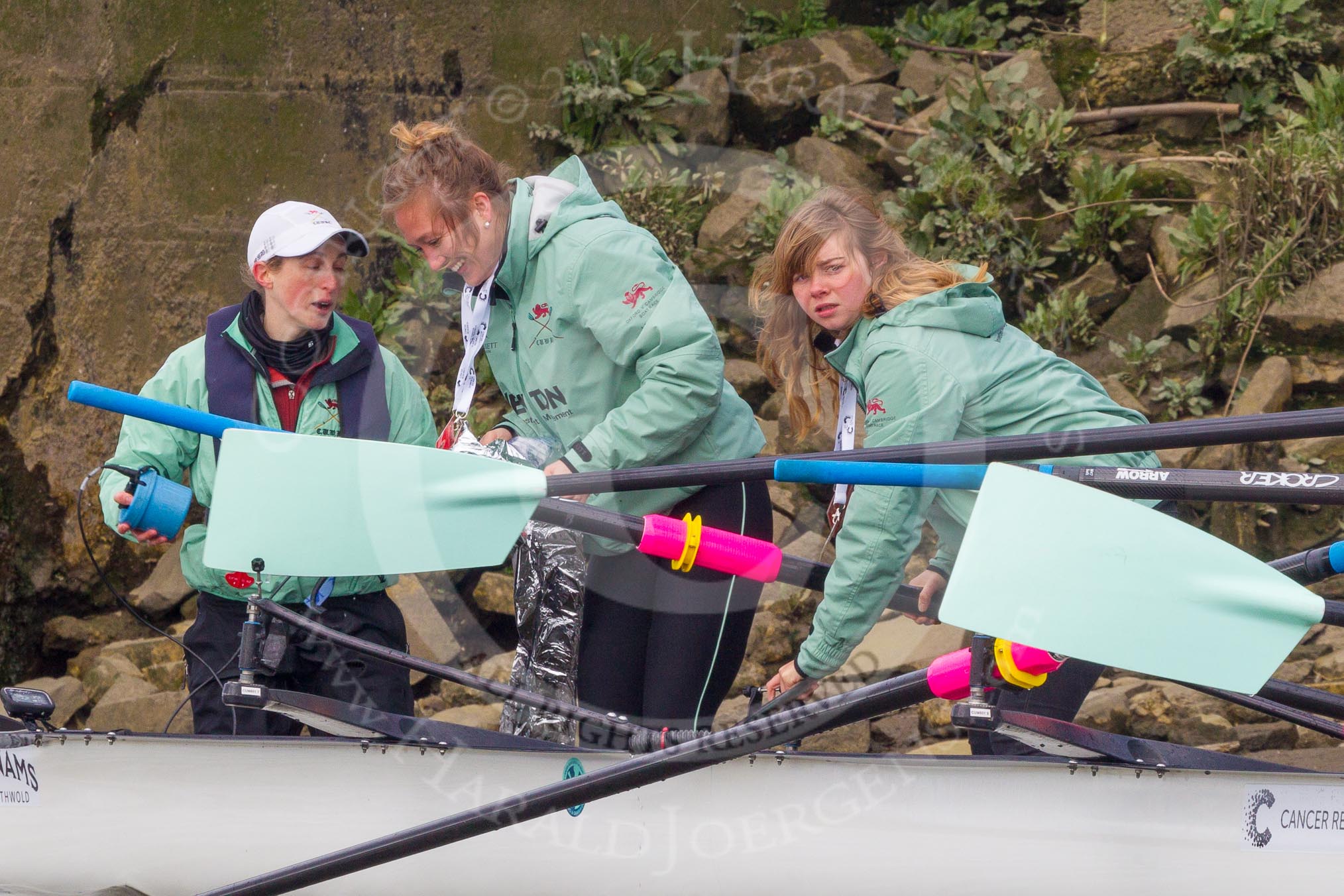 The Boat Race season 2016 -  The Cancer Research Women's Boat Race.
River Thames between Putney Bridge and Mortlake,
London SW15,

United Kingdom,
on 27 March 2016 at 14:40, image #320