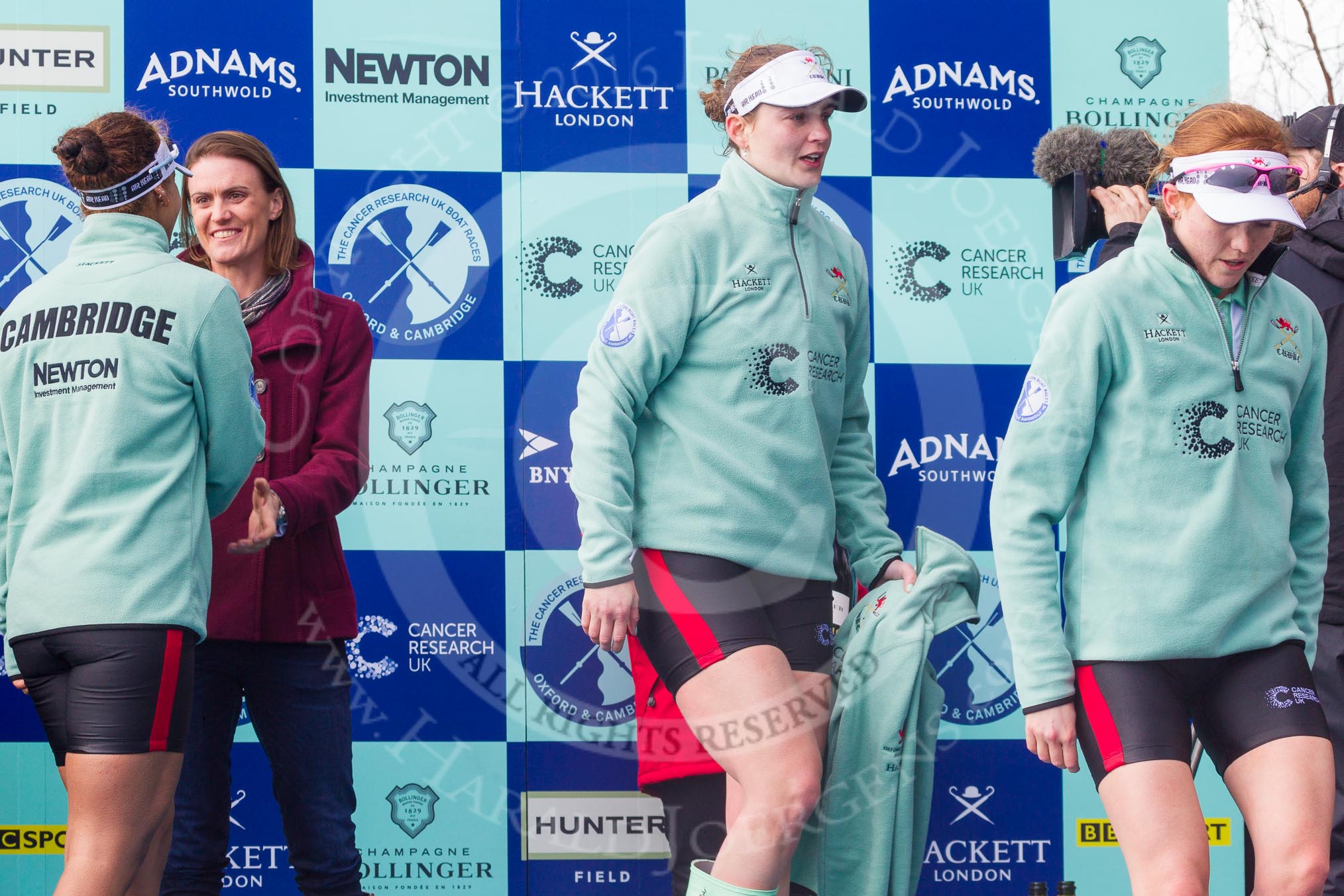 The Boat Race season 2016 -  The Cancer Research Women's Boat Race.
River Thames between Putney Bridge and Mortlake,
London SW15,

United Kingdom,
on 27 March 2016 at 14:46, image #333