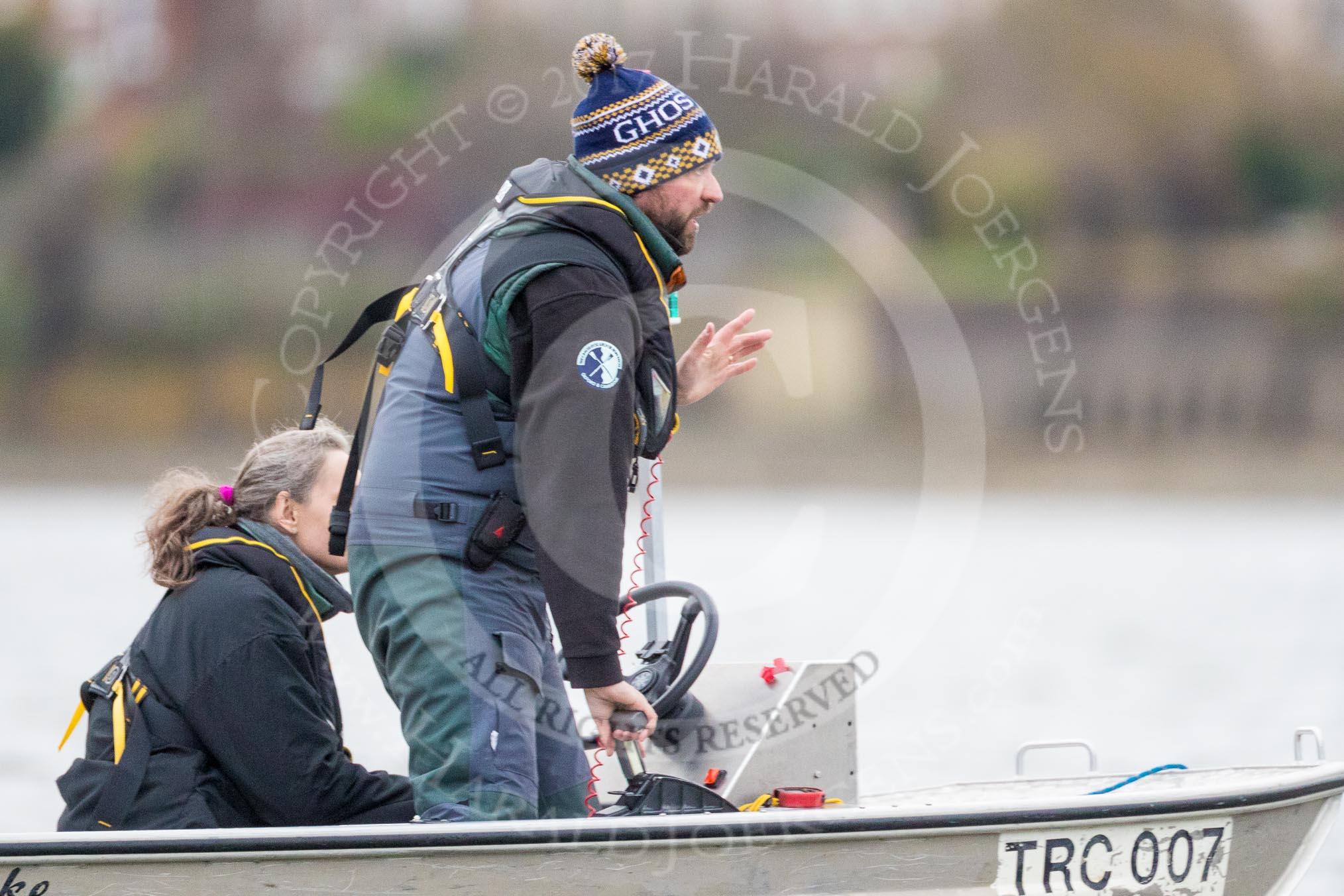 The Boat Race season 2017 - Women's Boat Race Fixture CUWBC vs Univerity of London: CUWBC coach Rob Baker in the tin boat during the debrief after the first part of the fixture.
River Thames between Putney Bridge and Mortlake,
London SW15,

United Kingdom,
on 19 February 2017 at 16:14, image #104