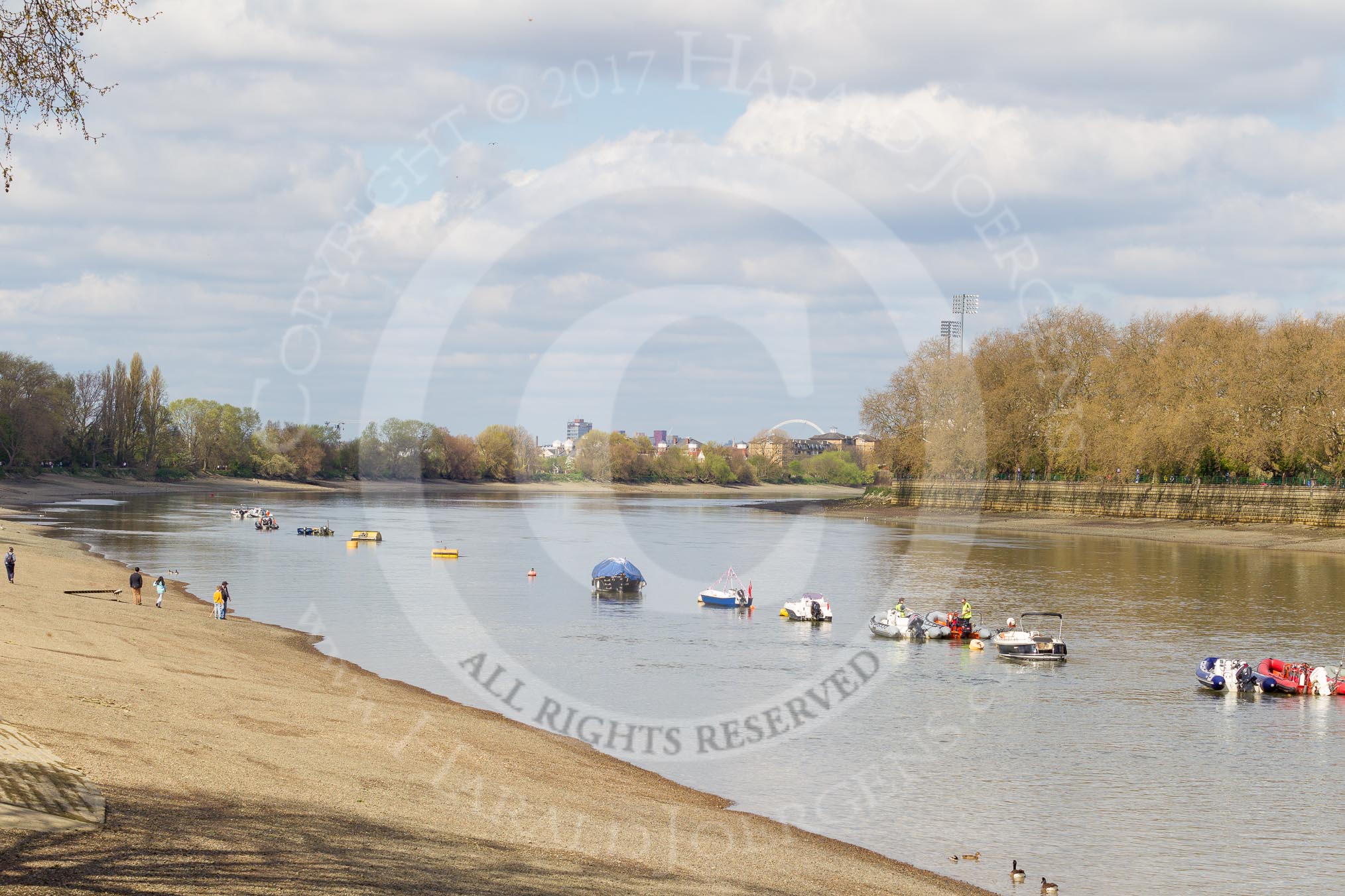 The Boat Race season 2017 -  The Cancer Research Women's Boat Race: The River Thames at Putney on the day of the Boat Race - calm and sunny weather conditions.
River Thames between Putney Bridge and Mortlake,
London SW15,

United Kingdom,
on 02 April 2017 at 13:18, image #1
