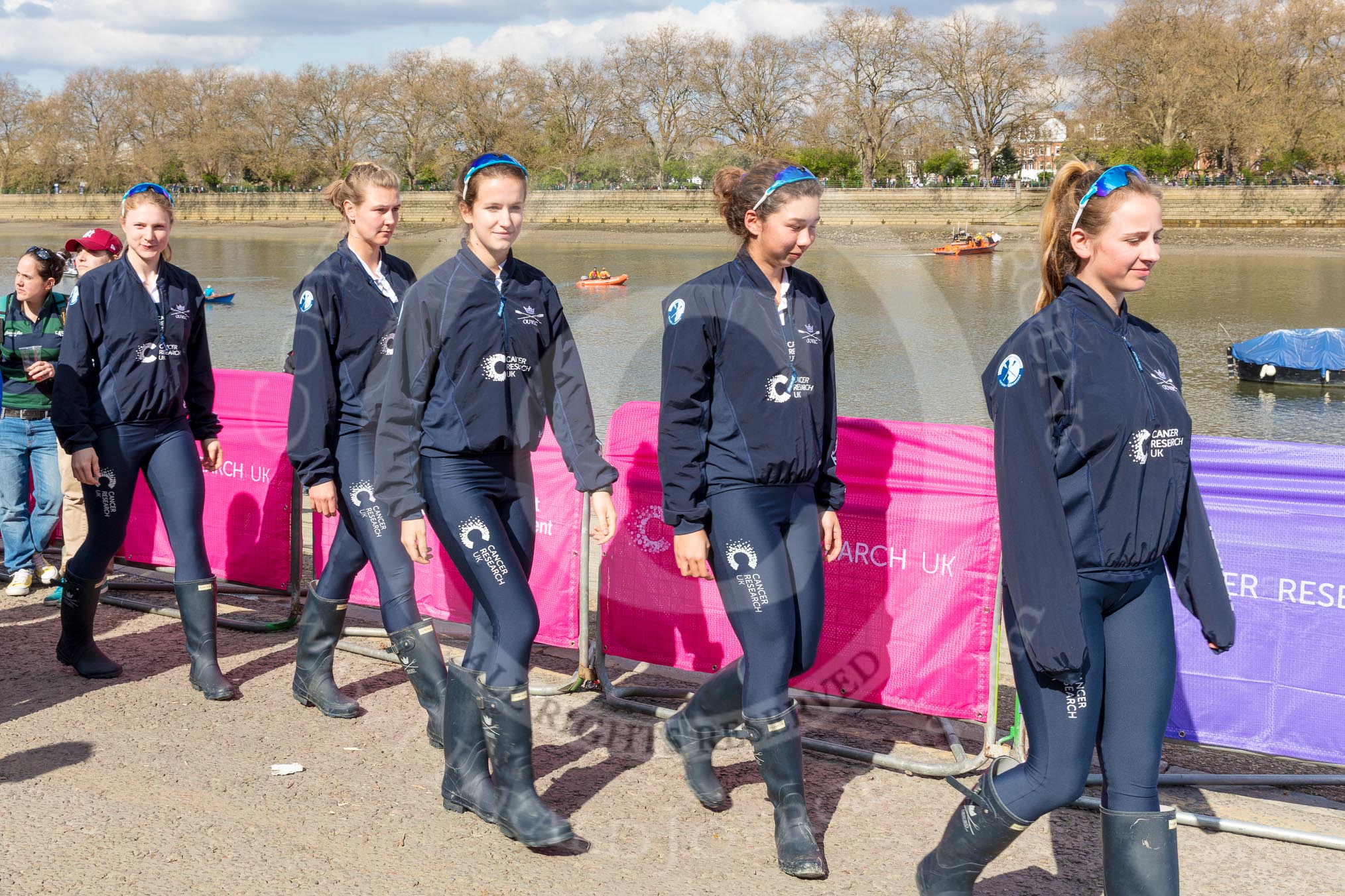 The Boat Race season 2017 -  The Cancer Research Women's Boat Race.
River Thames between Putney Bridge and Mortlake,
London SW15,

United Kingdom,
on 02 April 2017 at 14:58, image #33