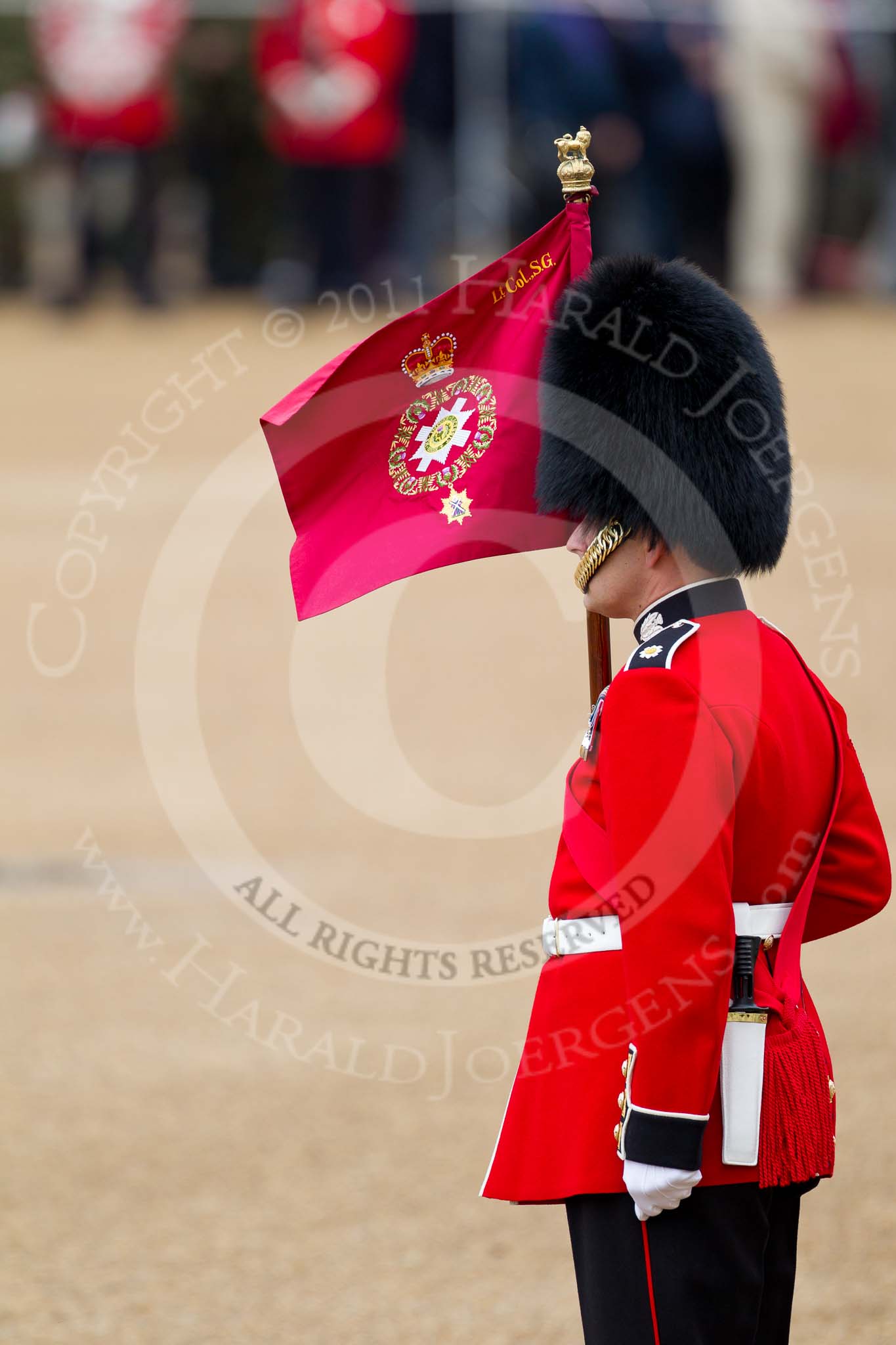 The Major General's Review 2011: A 'Keeper of the Ground' with a marker flag of the Scots Guards..
Horse Guards Parade, Westminster,
London SW1,
Greater London,
United Kingdom,
on 28 May 2011 at 10:23, image #33